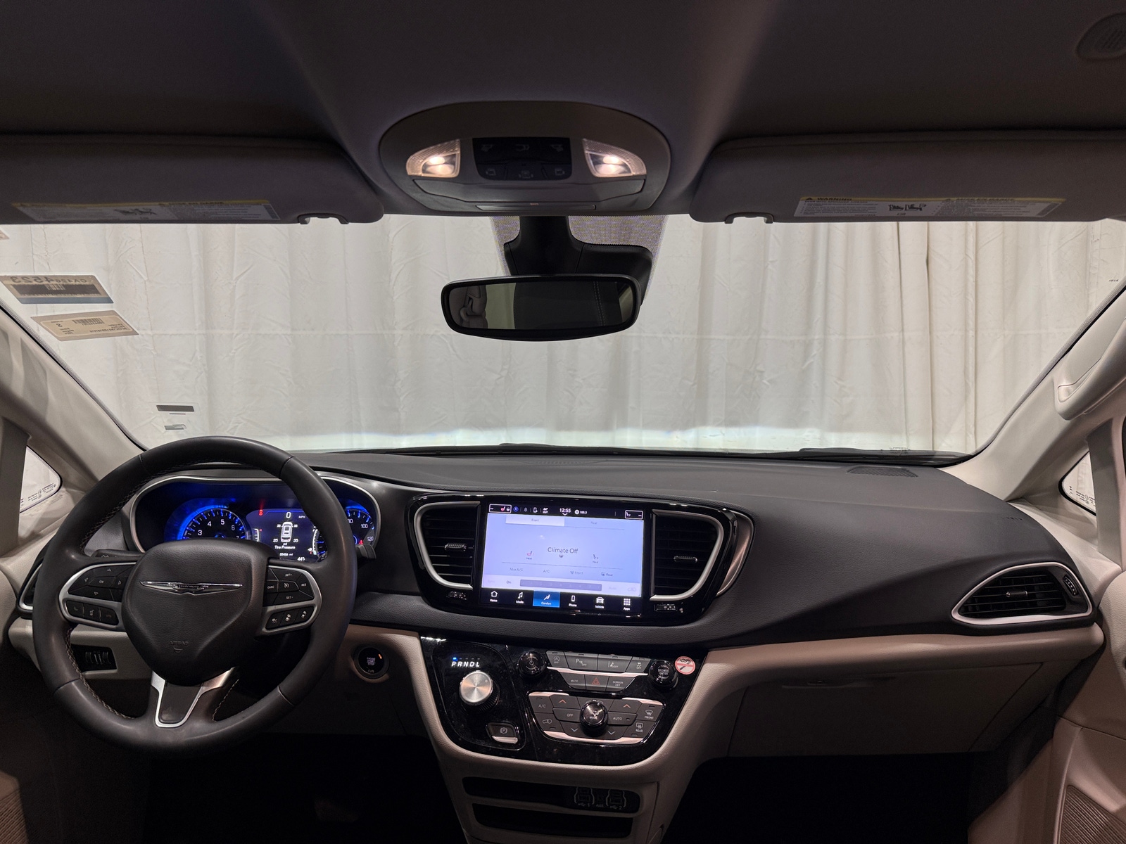 Thumbnail: 2024 Chrysler Pacifica - 2