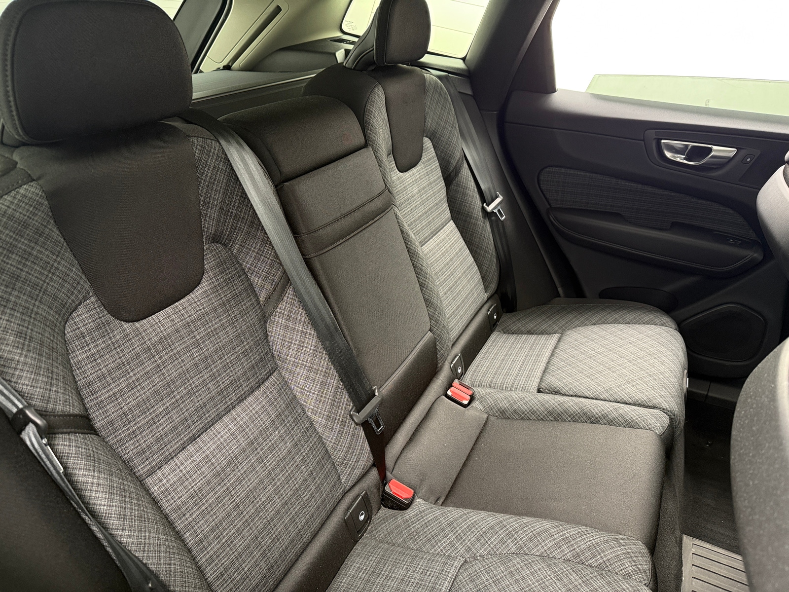 Thumbnail: 2023 Volvo XC60 - 6