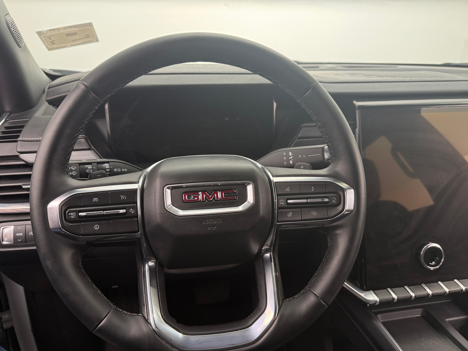 Thumbnail: 2025 GMC Acadia - 5