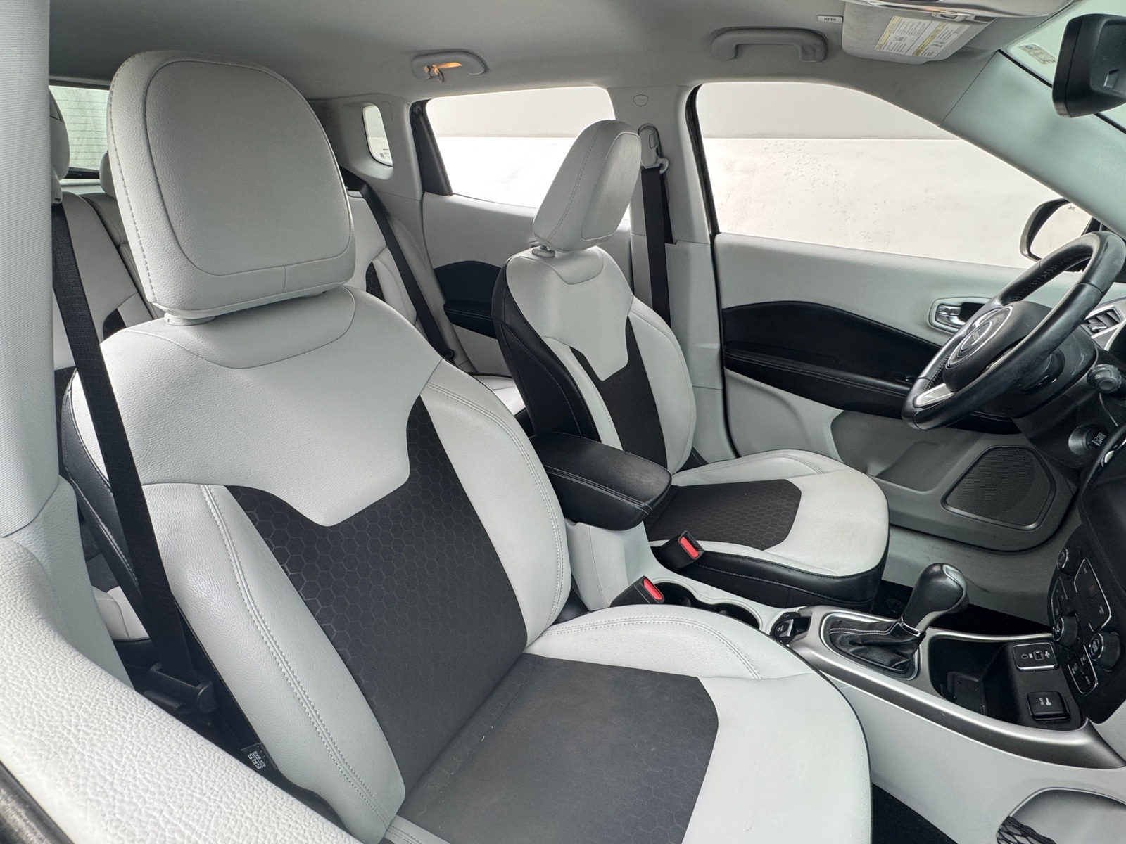 Thumbnail: 2019 Jeep Compass - 2