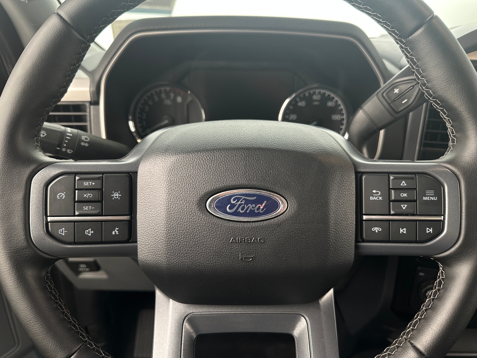 Thumbnail: 2023 Ford Econoline - 4