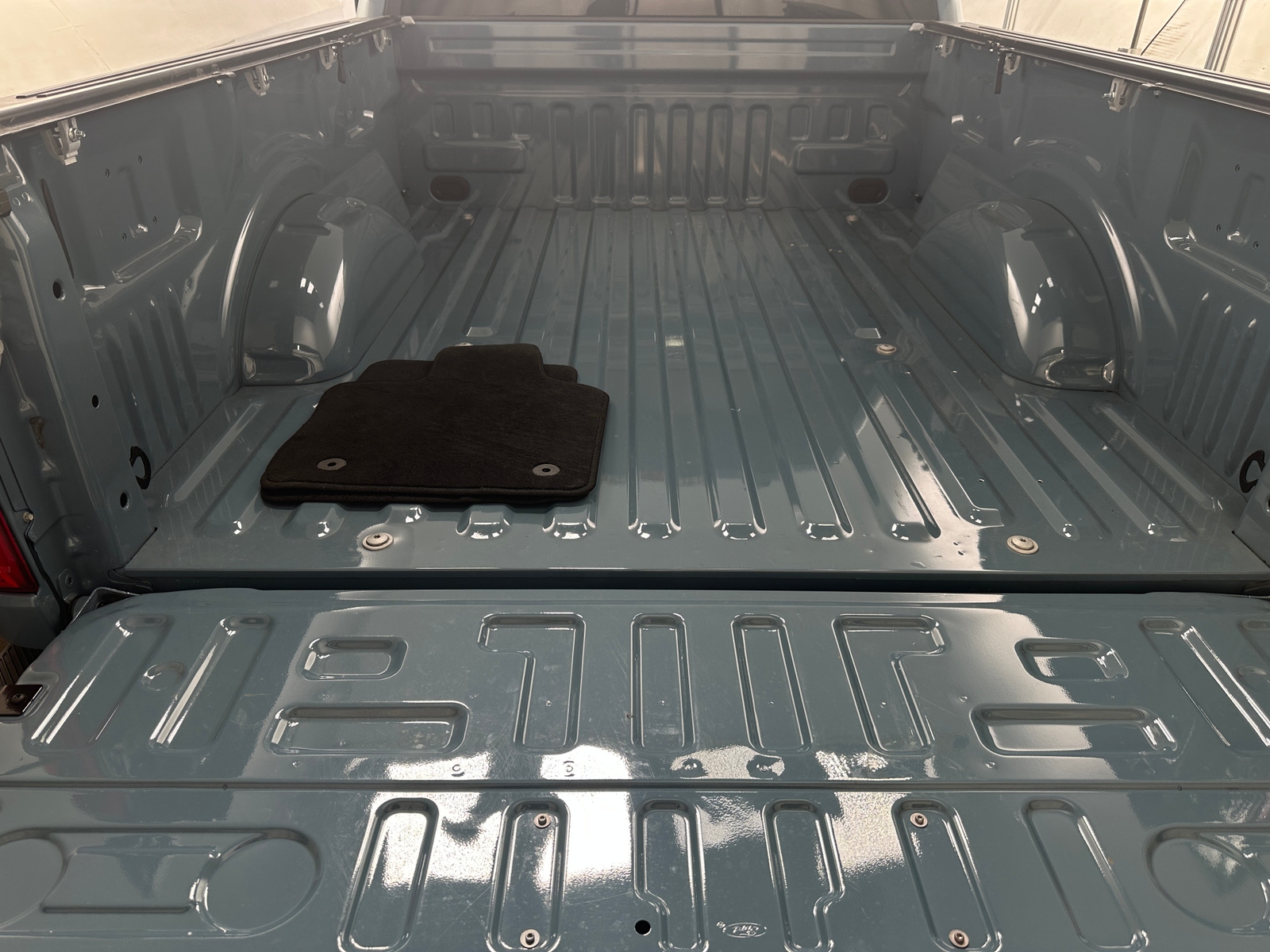 Thumbnail: 2023 Ford Econoline - 5