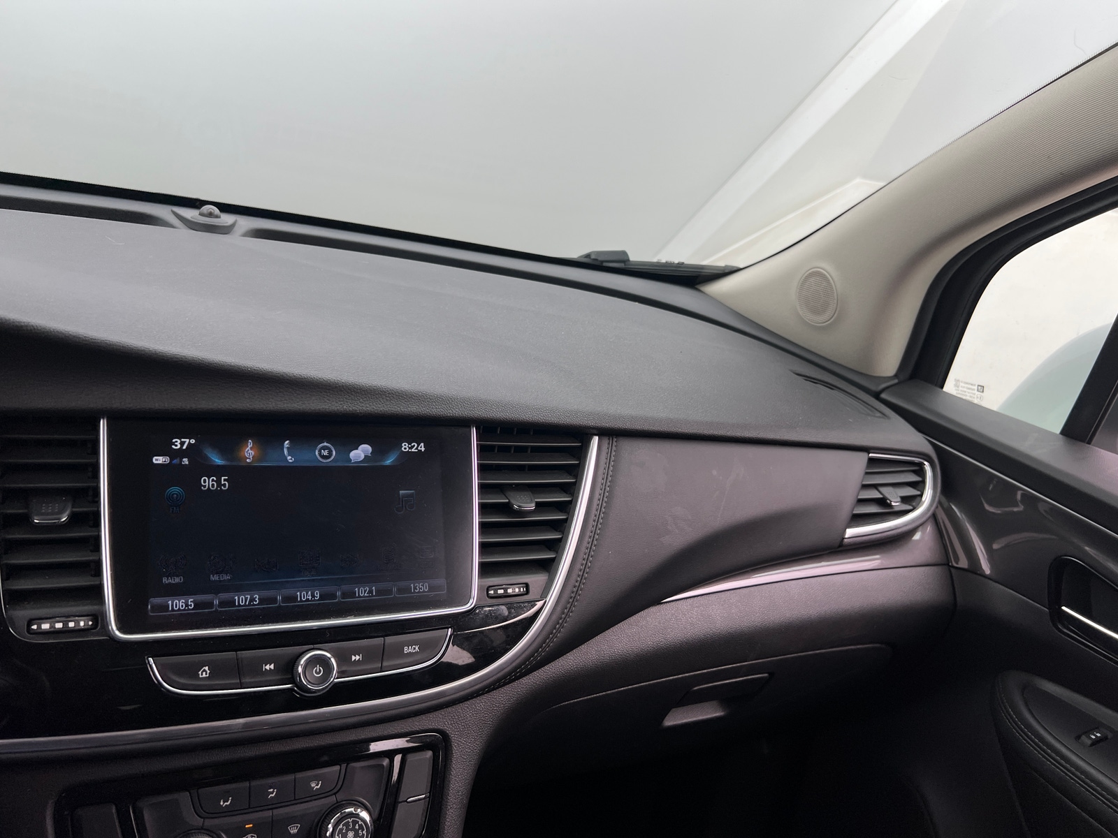 Thumbnail: 2020 Buick Encore - 3