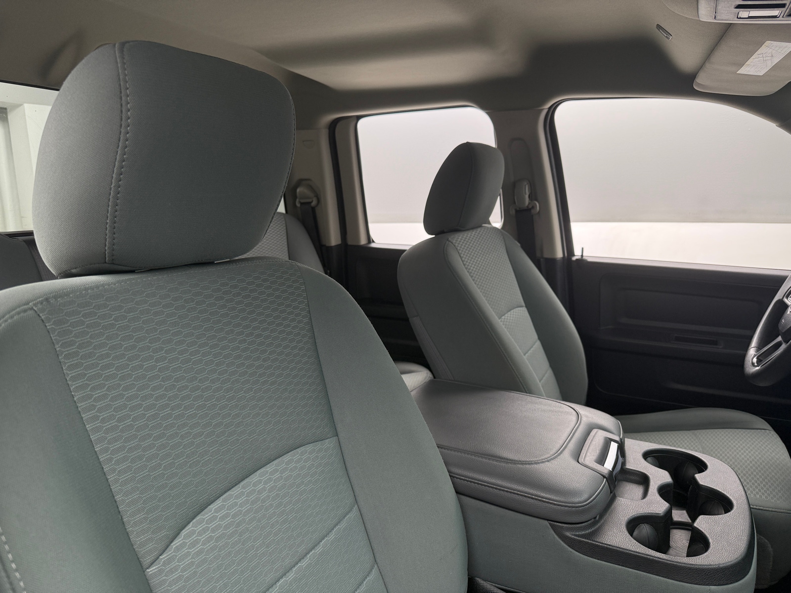 Thumbnail: 2019 RAM 1500 Classic - 2