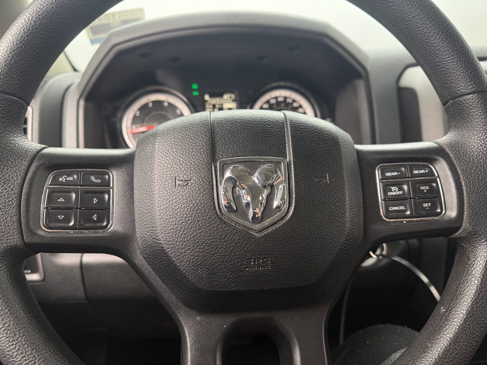 Thumbnail: 2019 RAM 1500 Classic - 5