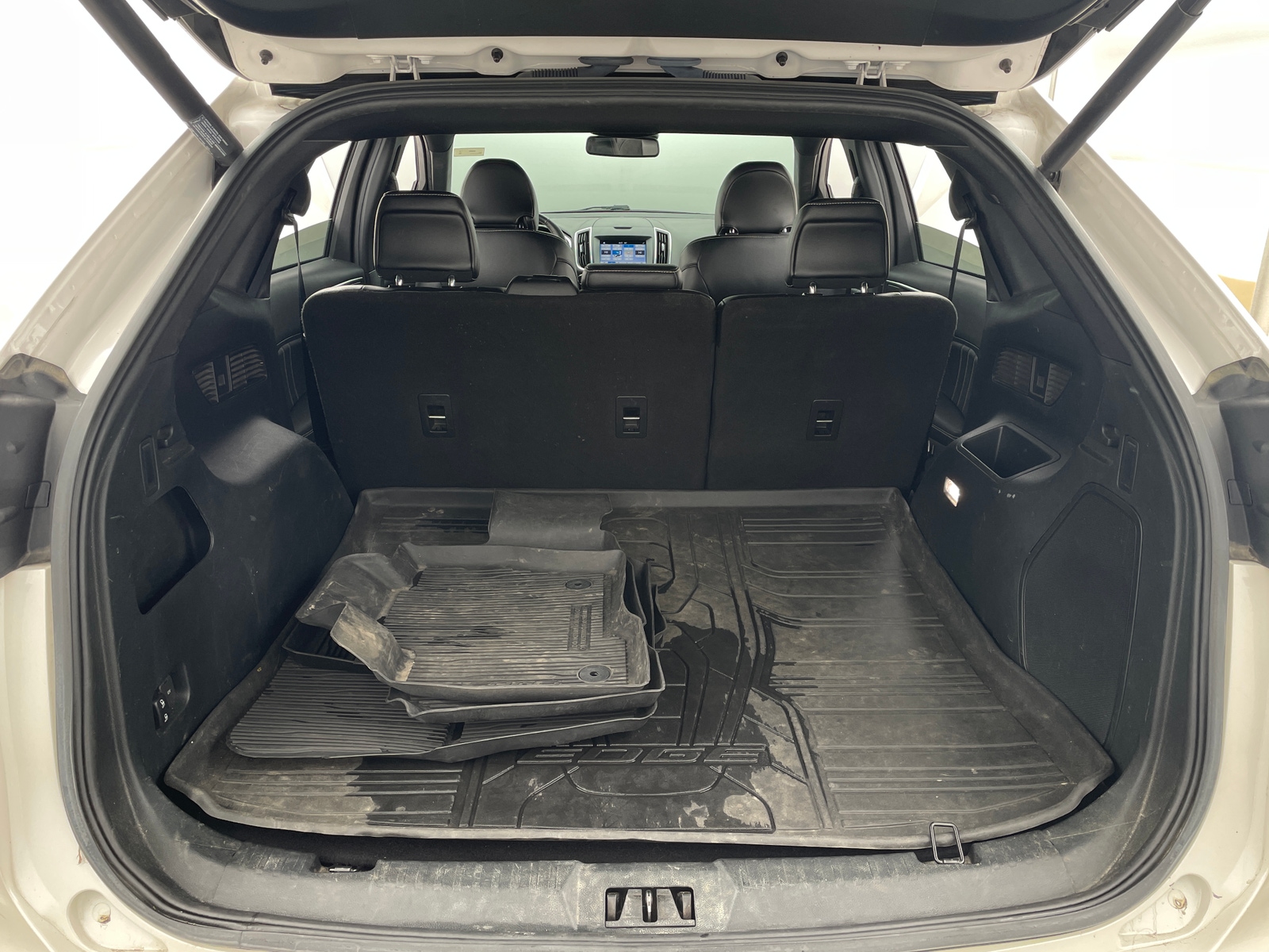 Thumbnail: 2019 Ford Edge - 6