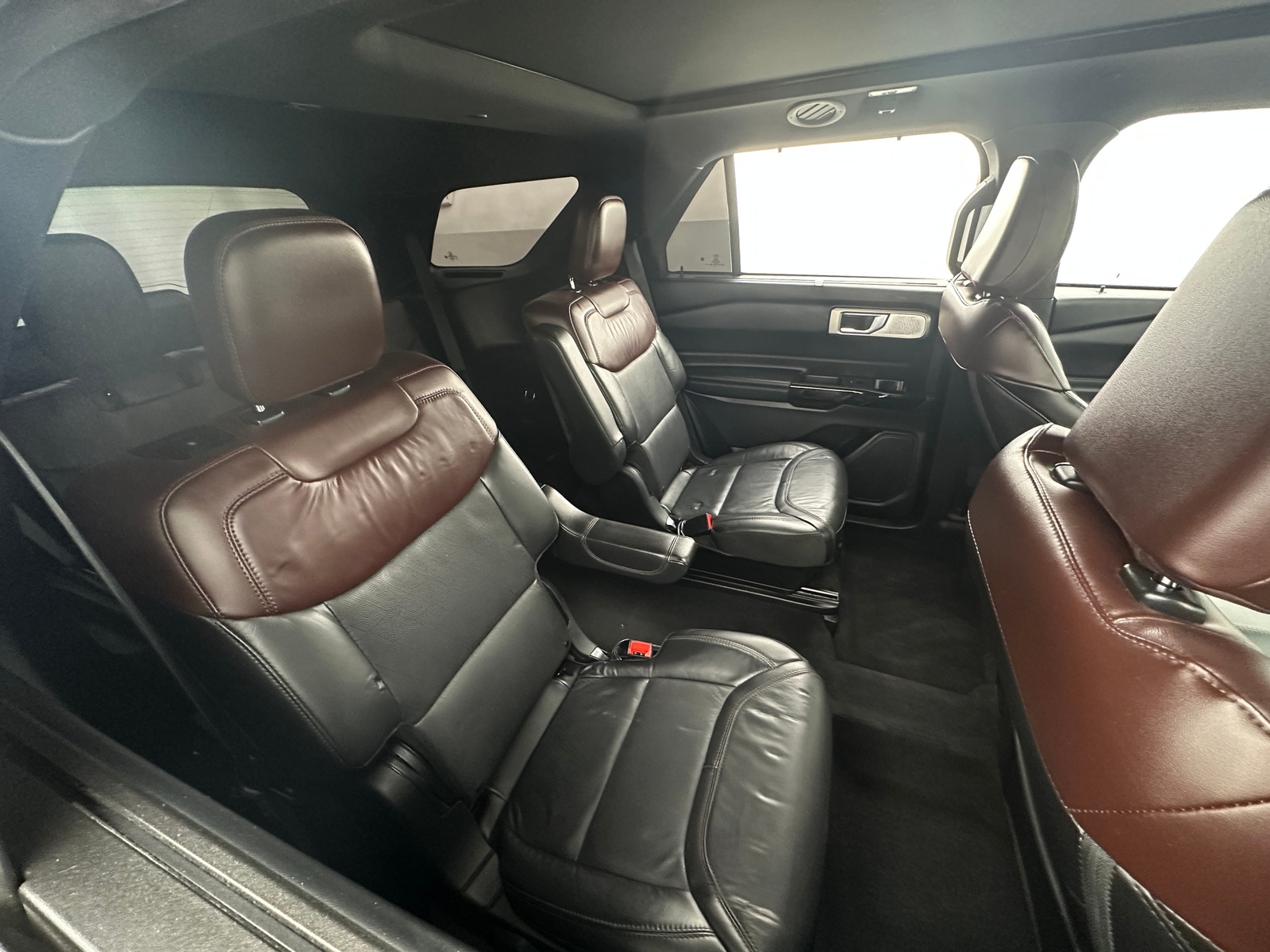 Thumbnail: 2022 Ford Explorer - 5