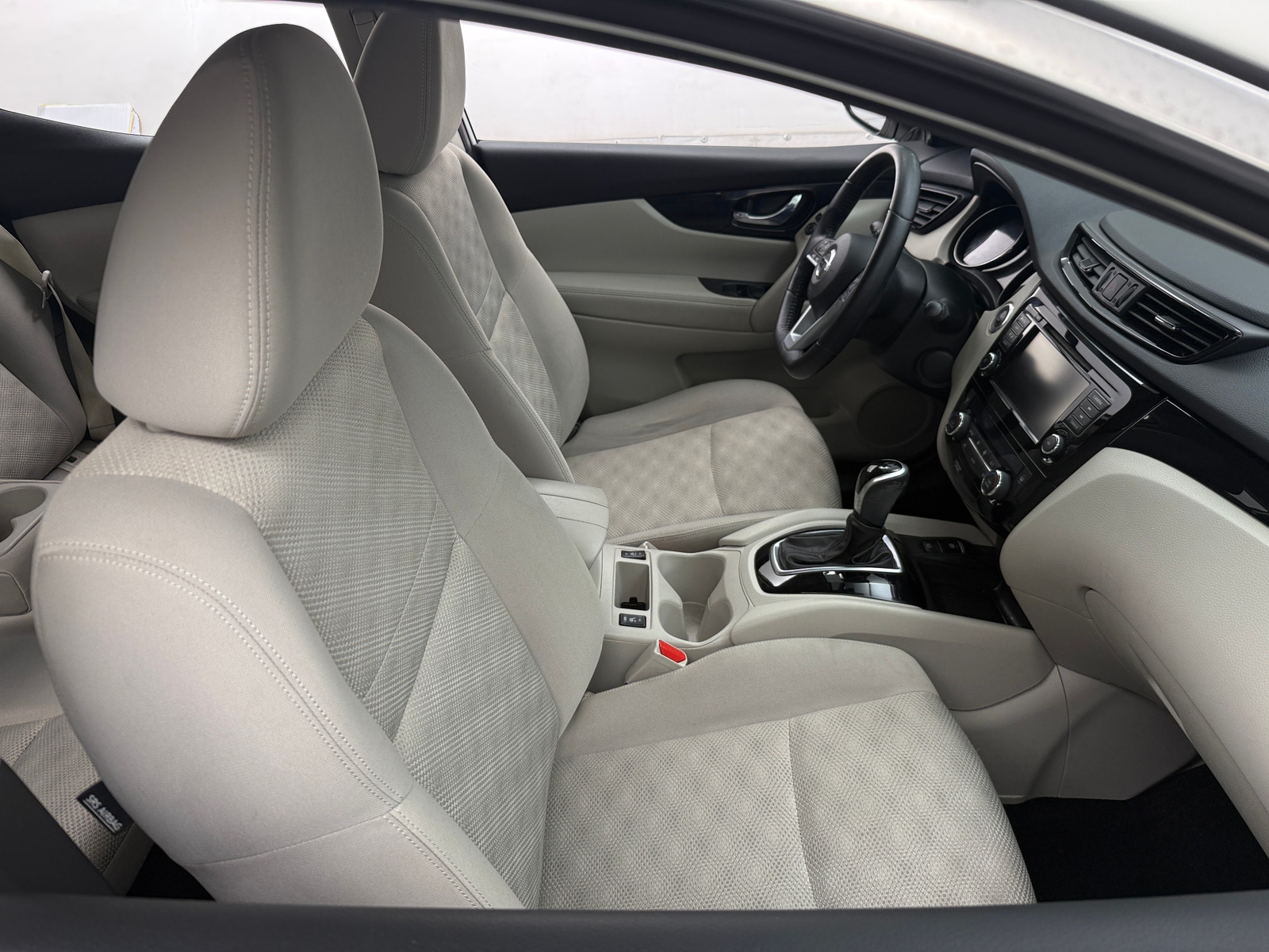 Thumbnail: 2019 Nissan Rogue Sport - 2