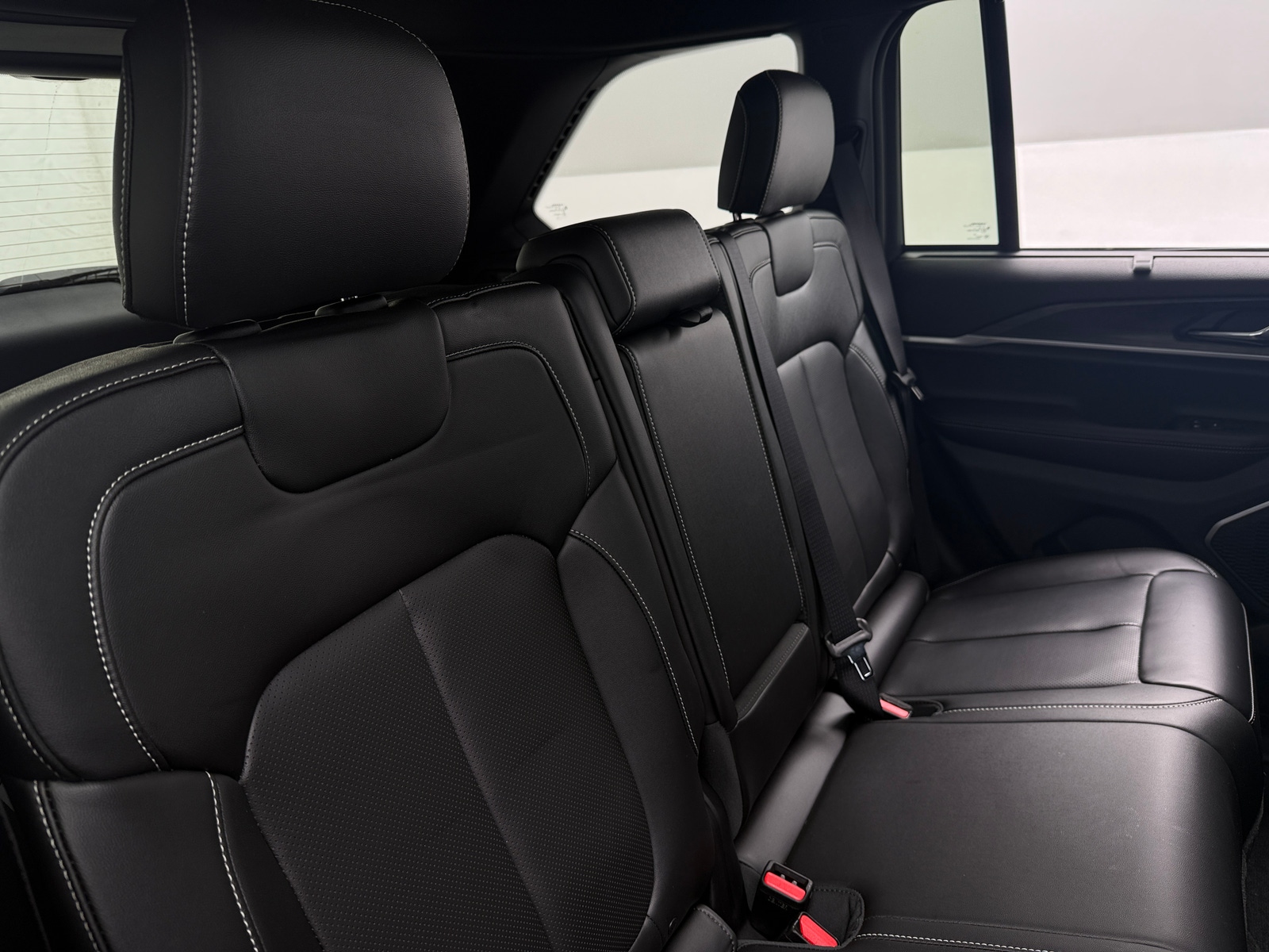 Thumbnail: 2025 Jeep Grand Cherokee - 5