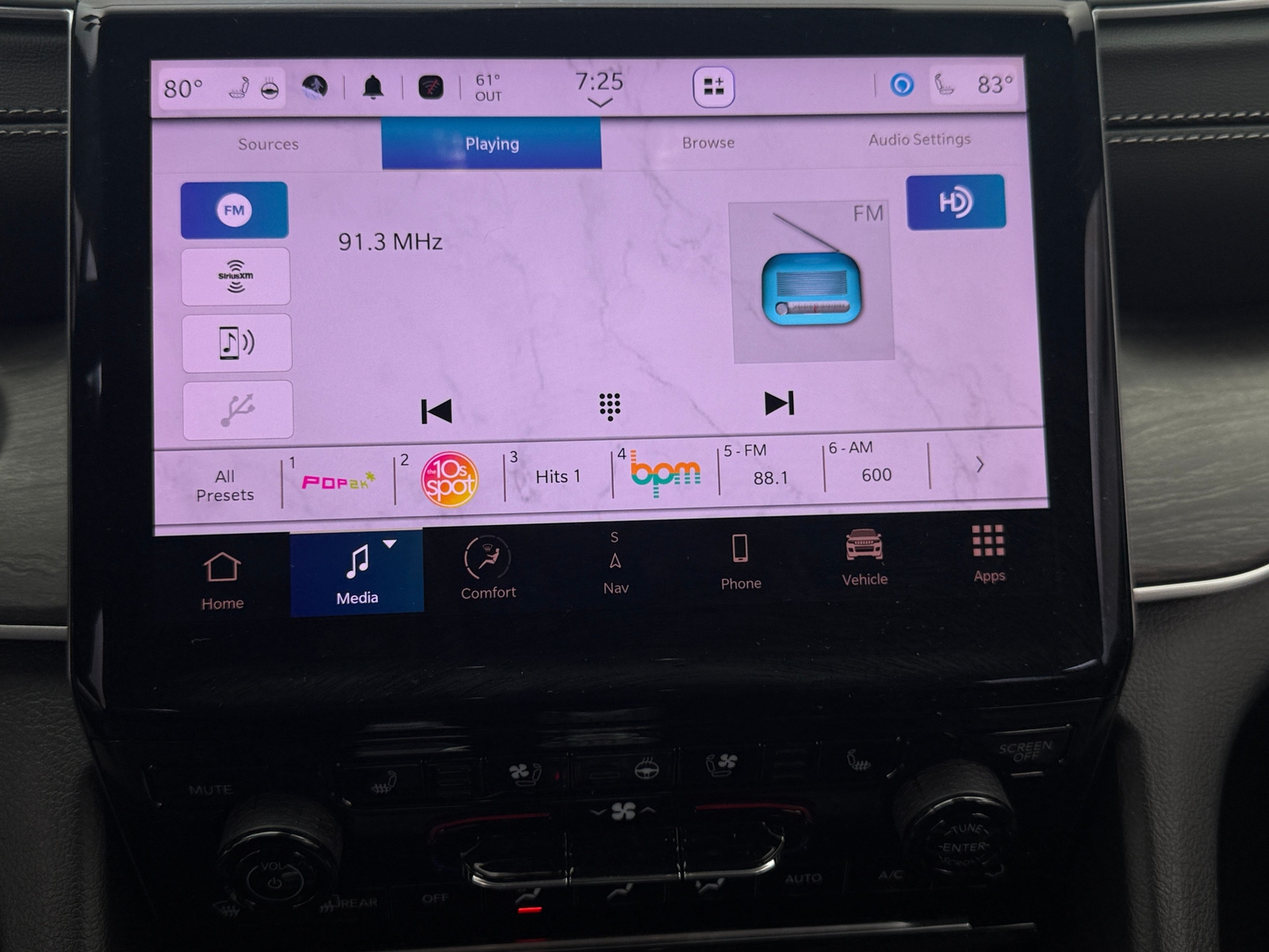 Thumbnail: 2025 Jeep Grand Cherokee - 3