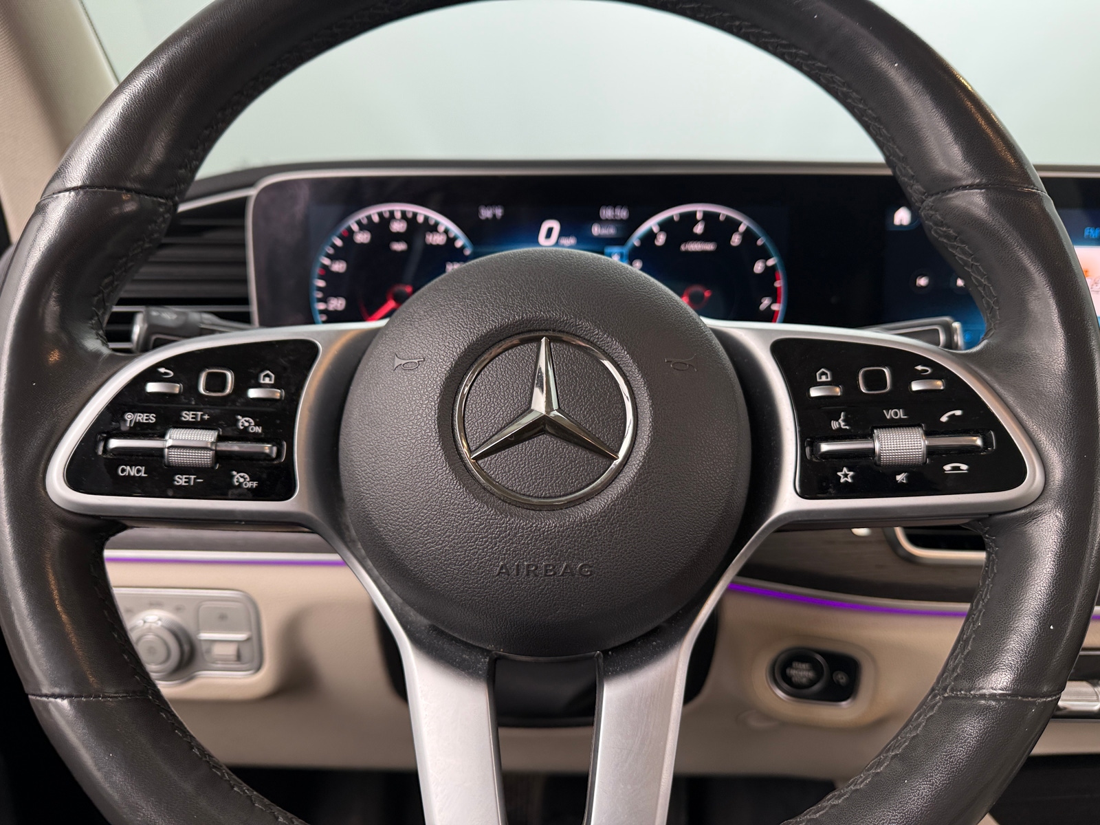 Thumbnail: 2020 Mercedes-Benz GLE - 4