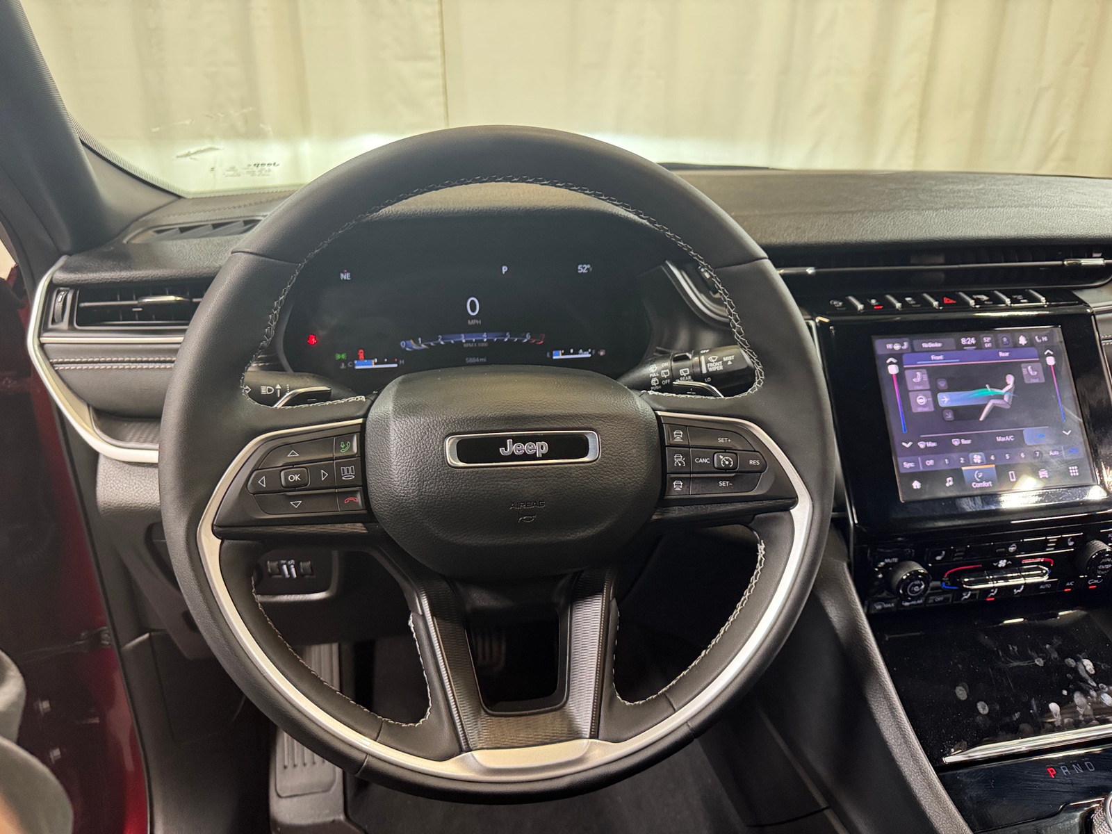 Thumbnail: 2025 Jeep Grand Cherokee L - 4