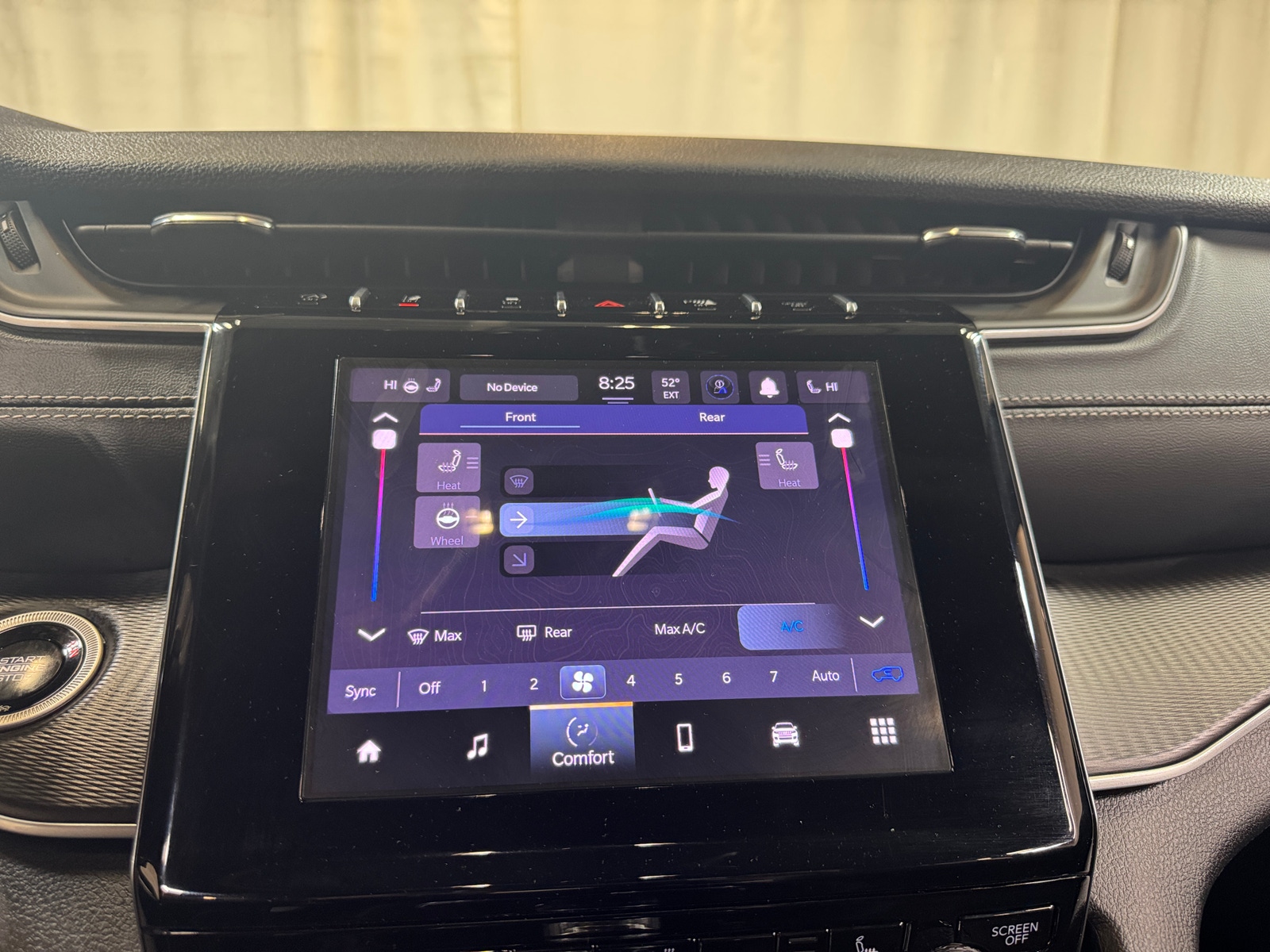 Thumbnail: 2025 Jeep Grand Cherokee L - 3