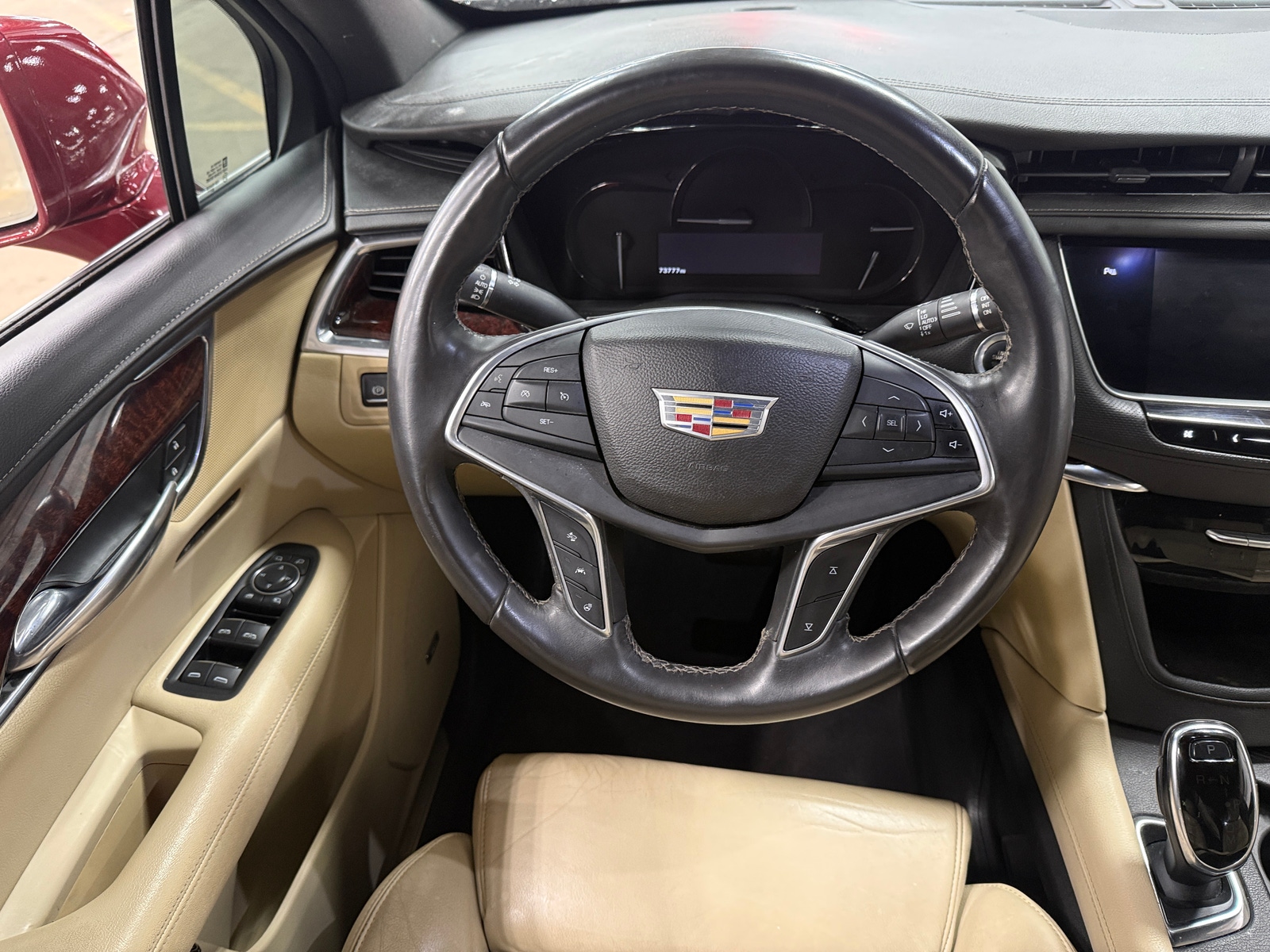 Thumbnail: 2017 Cadillac XT5 - 4