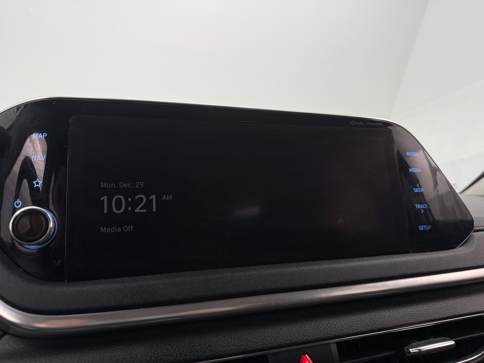 Thumbnail: 2023 Hyundai Sonata - 3