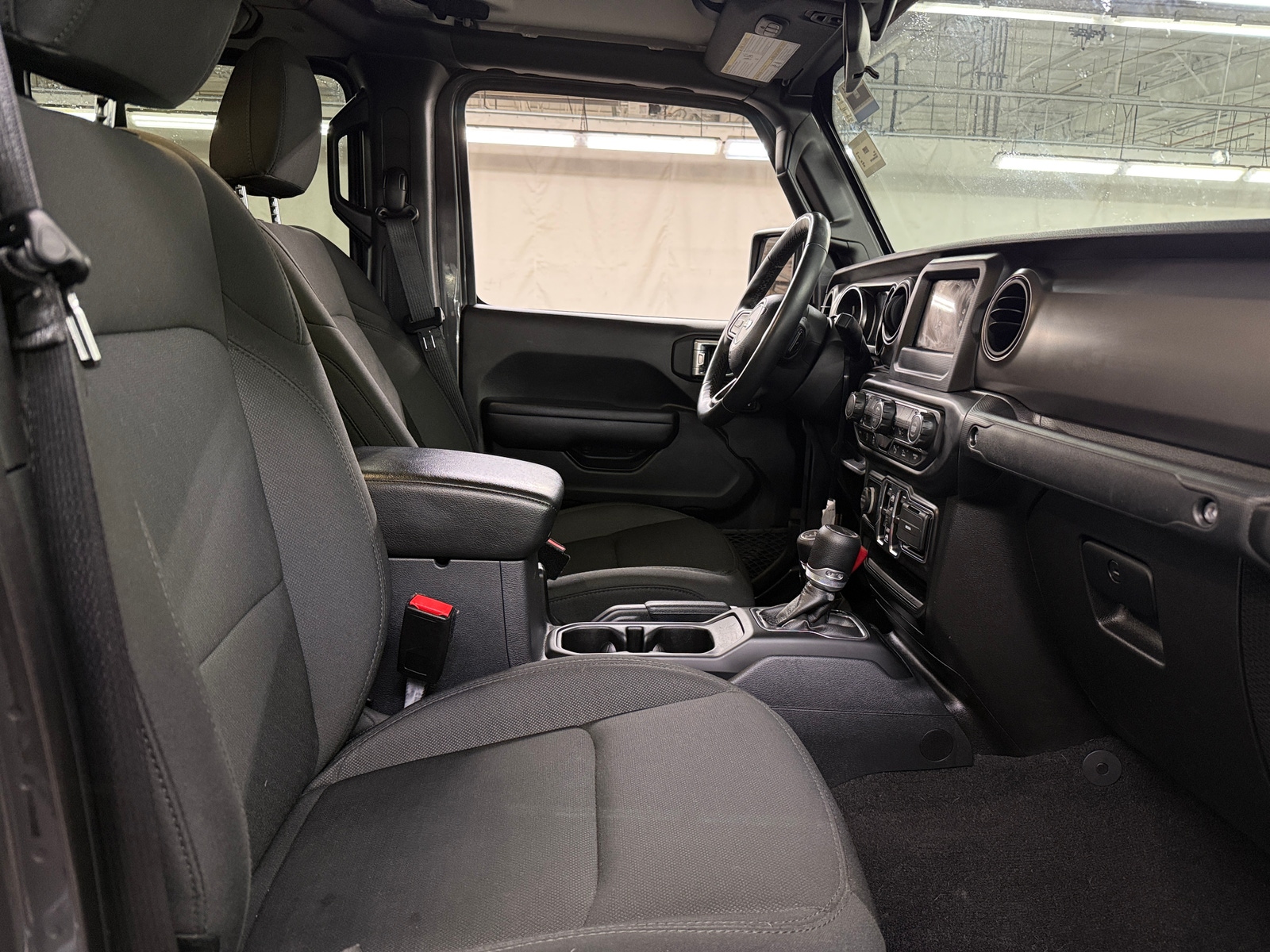 Thumbnail: 2021 Jeep Gladiator - 2