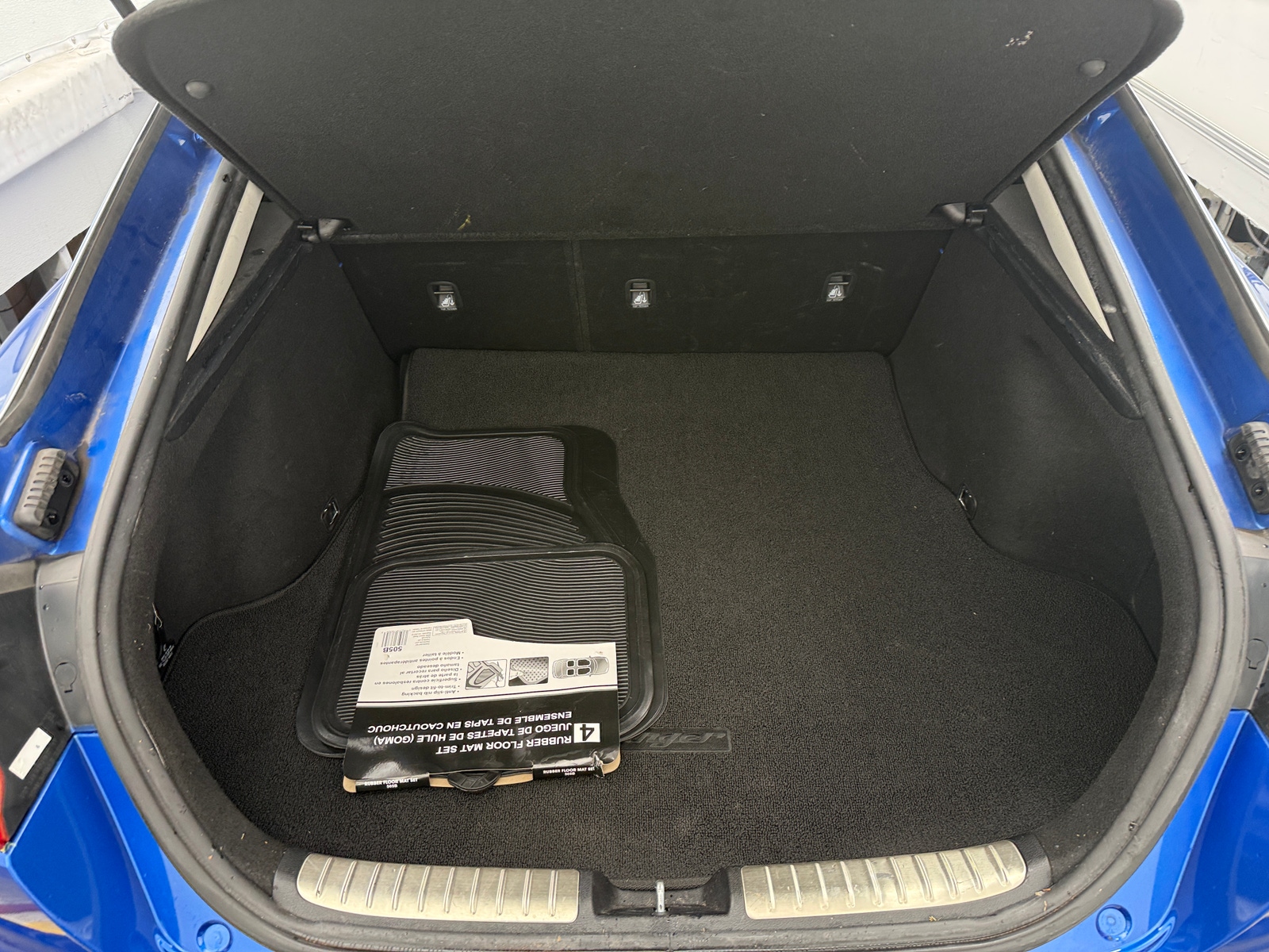 Thumbnail: 2019 Kia Stinger - 6