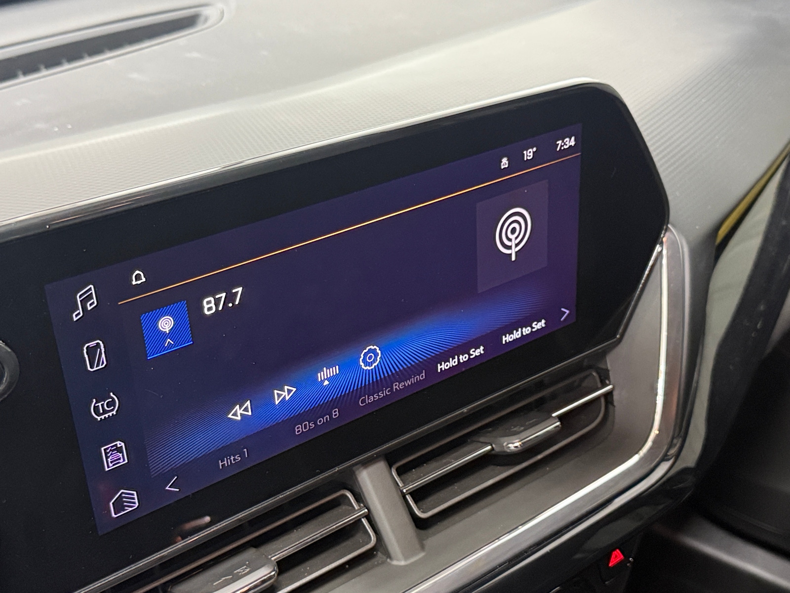 Thumbnail: 2025 Chevrolet Trax - 3