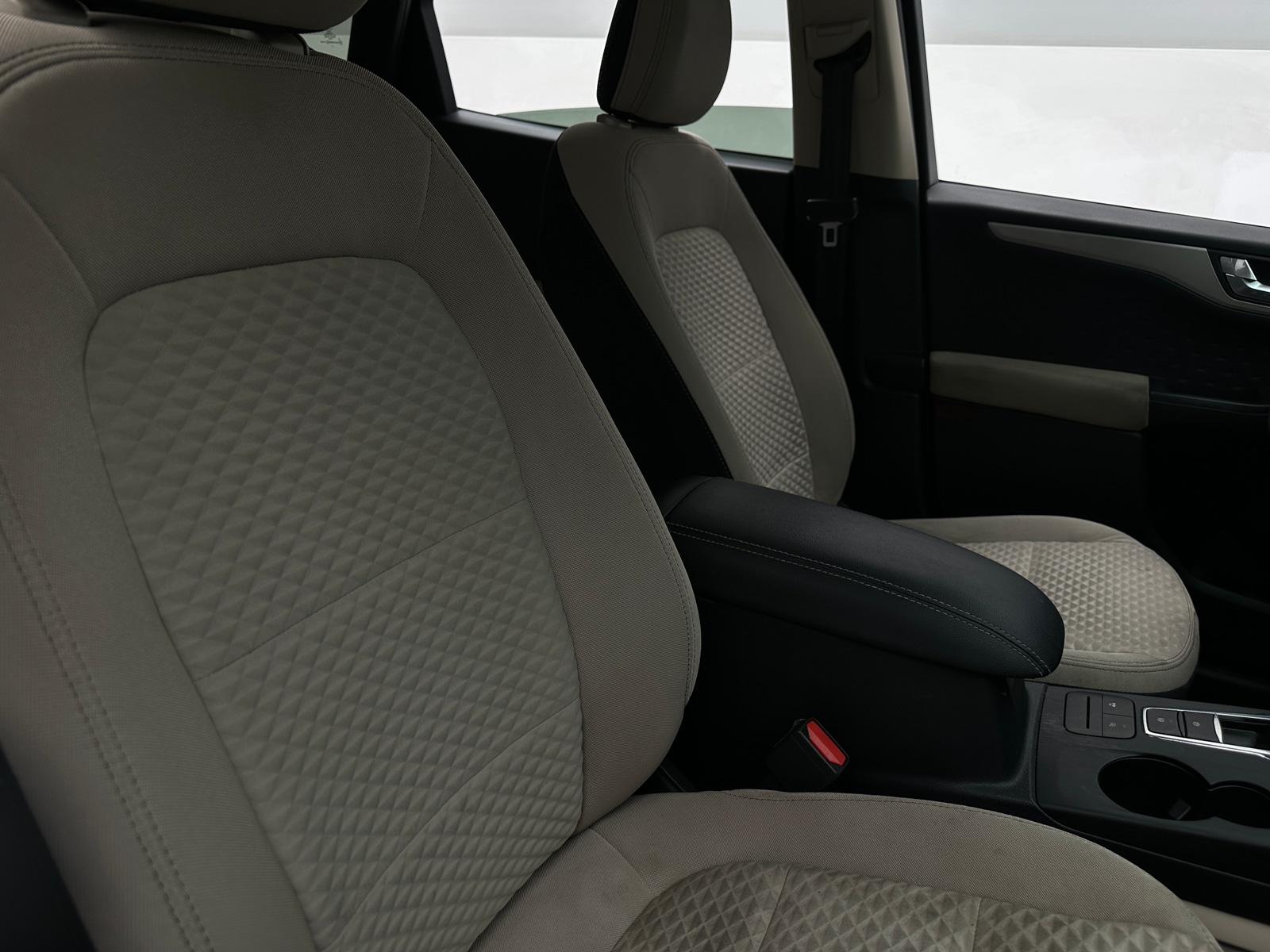 Thumbnail: 2020 Ford Escape - 2