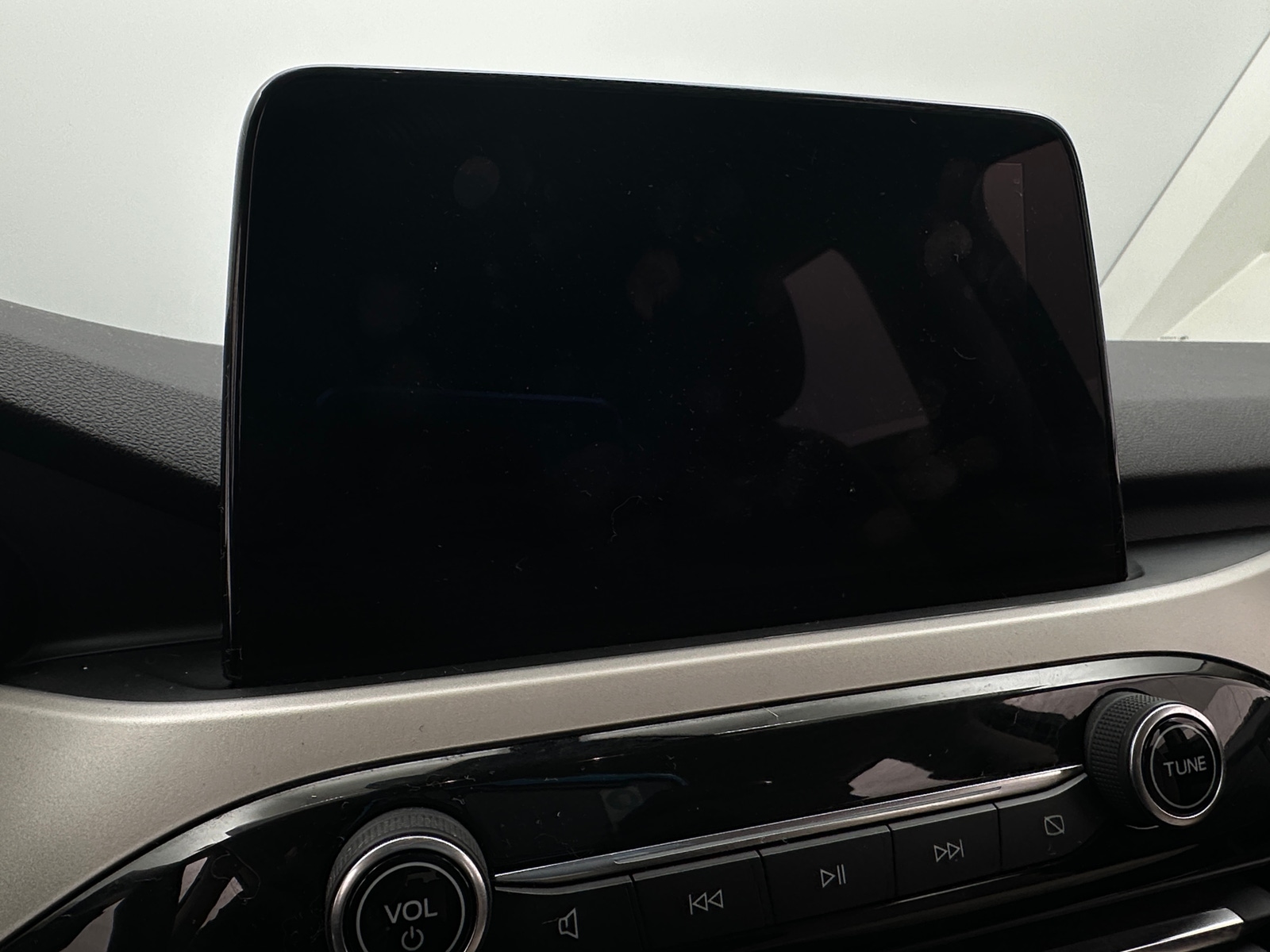 Thumbnail: 2020 Ford Escape - 4