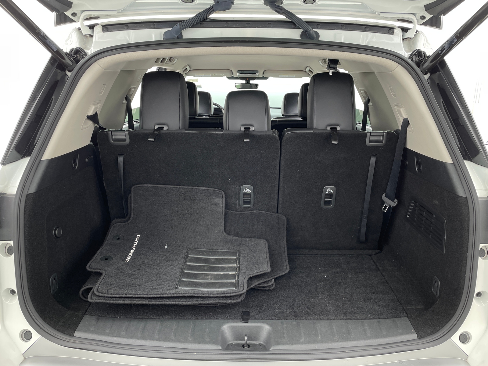 Thumbnail: 2024 Nissan Pathfinder - 6