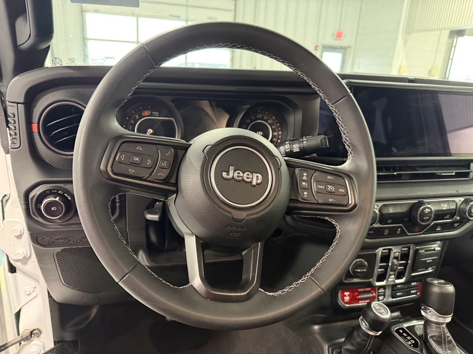 Thumbnail: 2025 Jeep Wrangler - 5