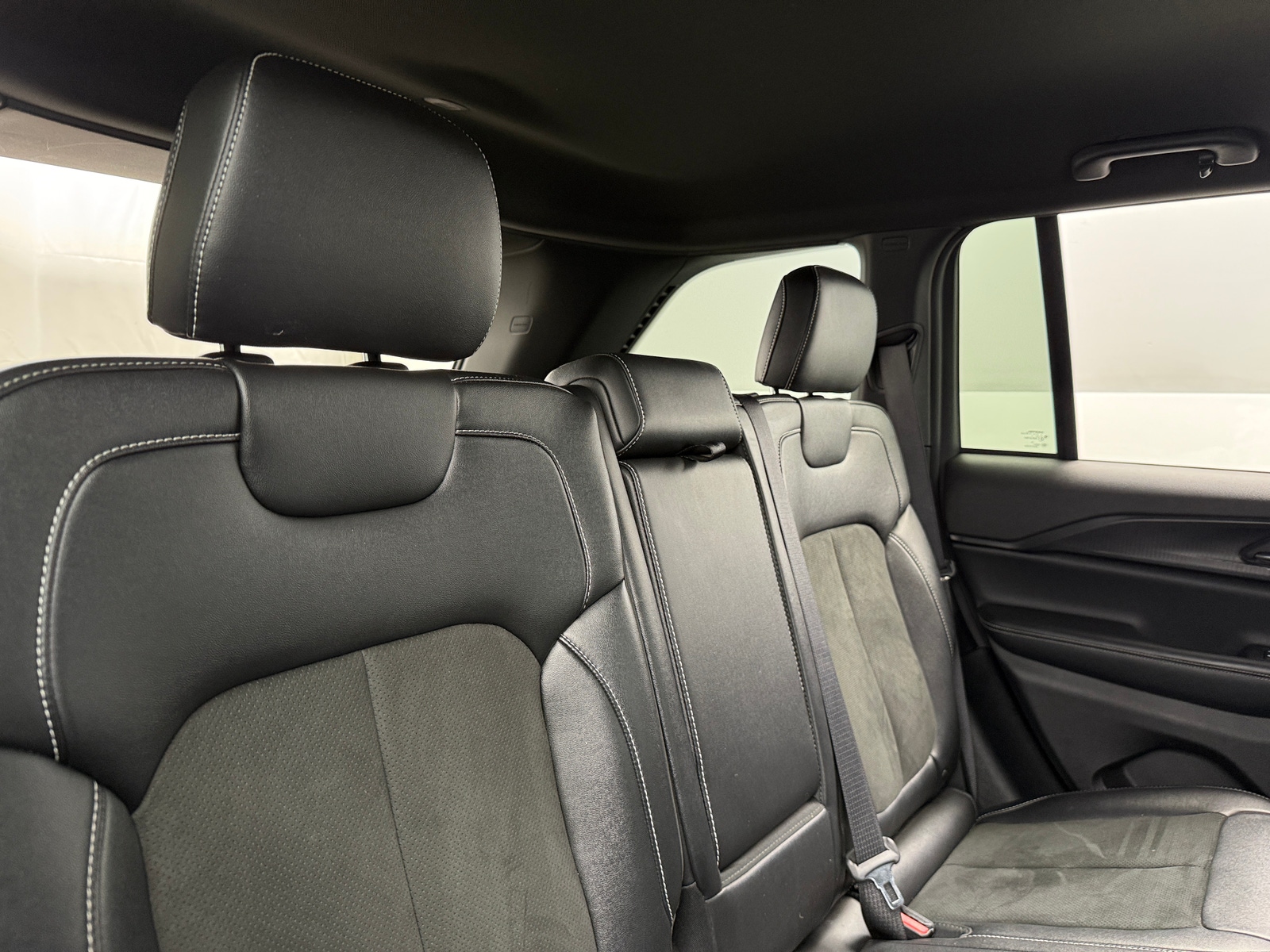 Thumbnail: 2023 Jeep Grand Cherokee - 5