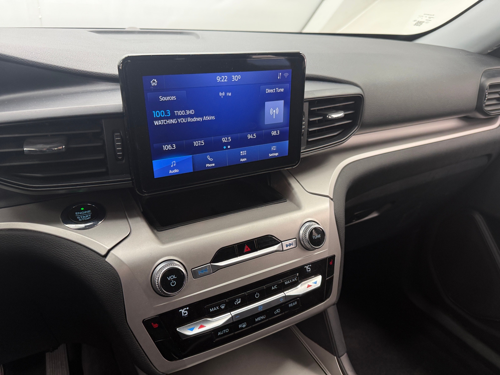 Thumbnail: 2021 Ford Explorer - 4