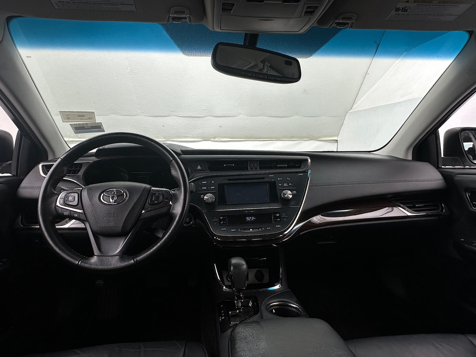 Thumbnail: 2015 Toyota Avalon - 2