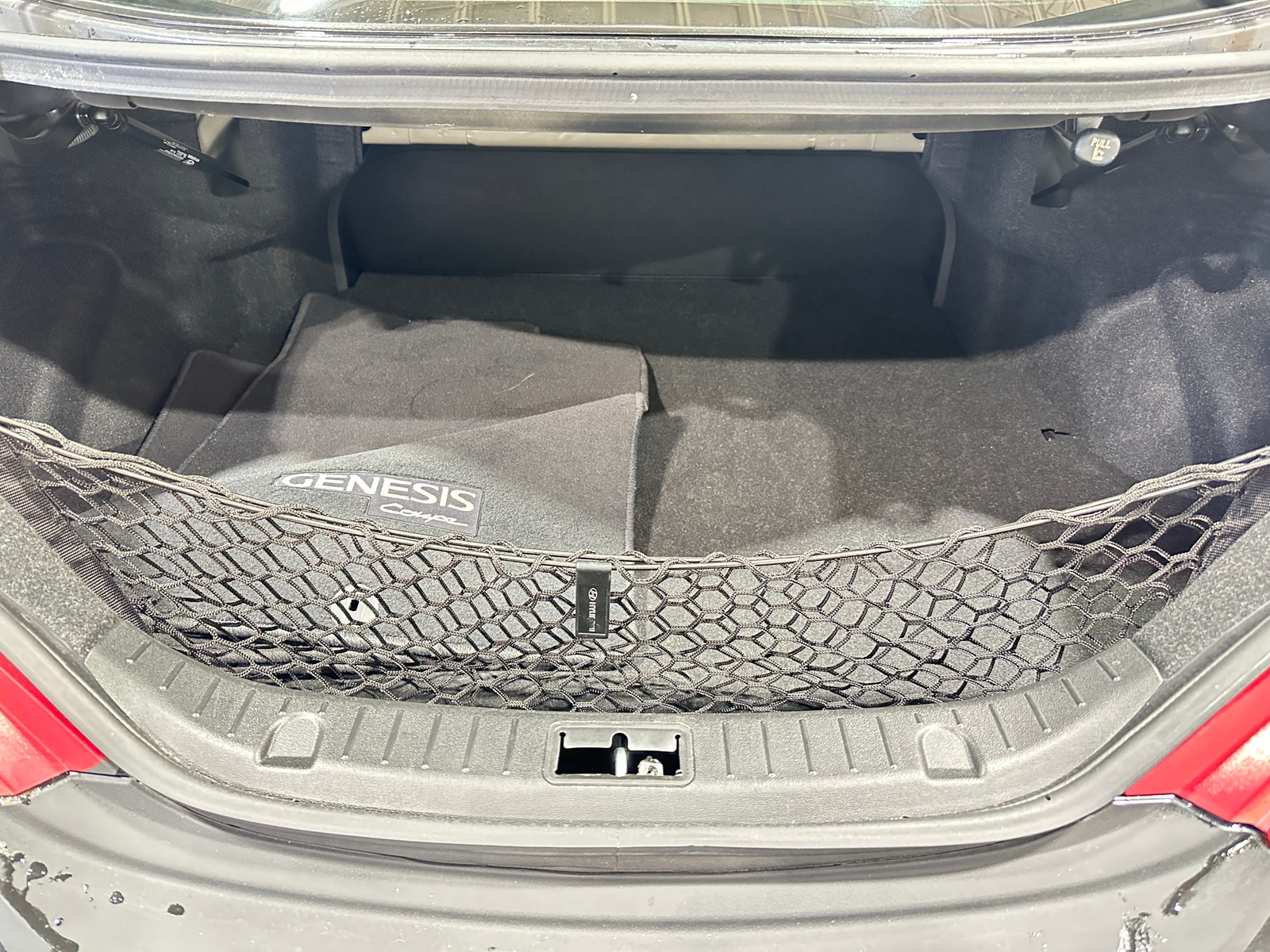 Thumbnail: 2013 Hyundai Genesis - 6