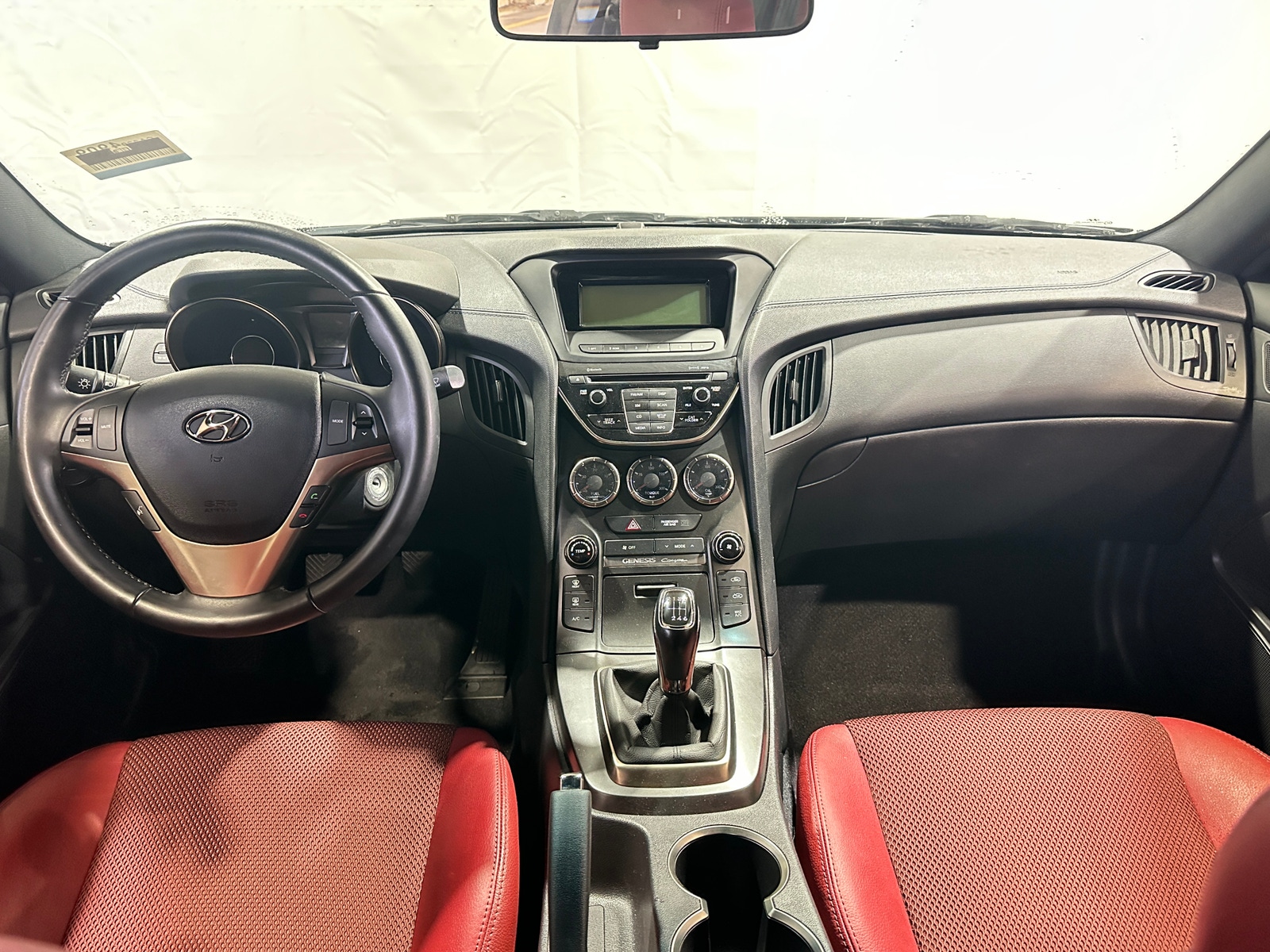 Thumbnail: 2013 Hyundai Genesis - 2