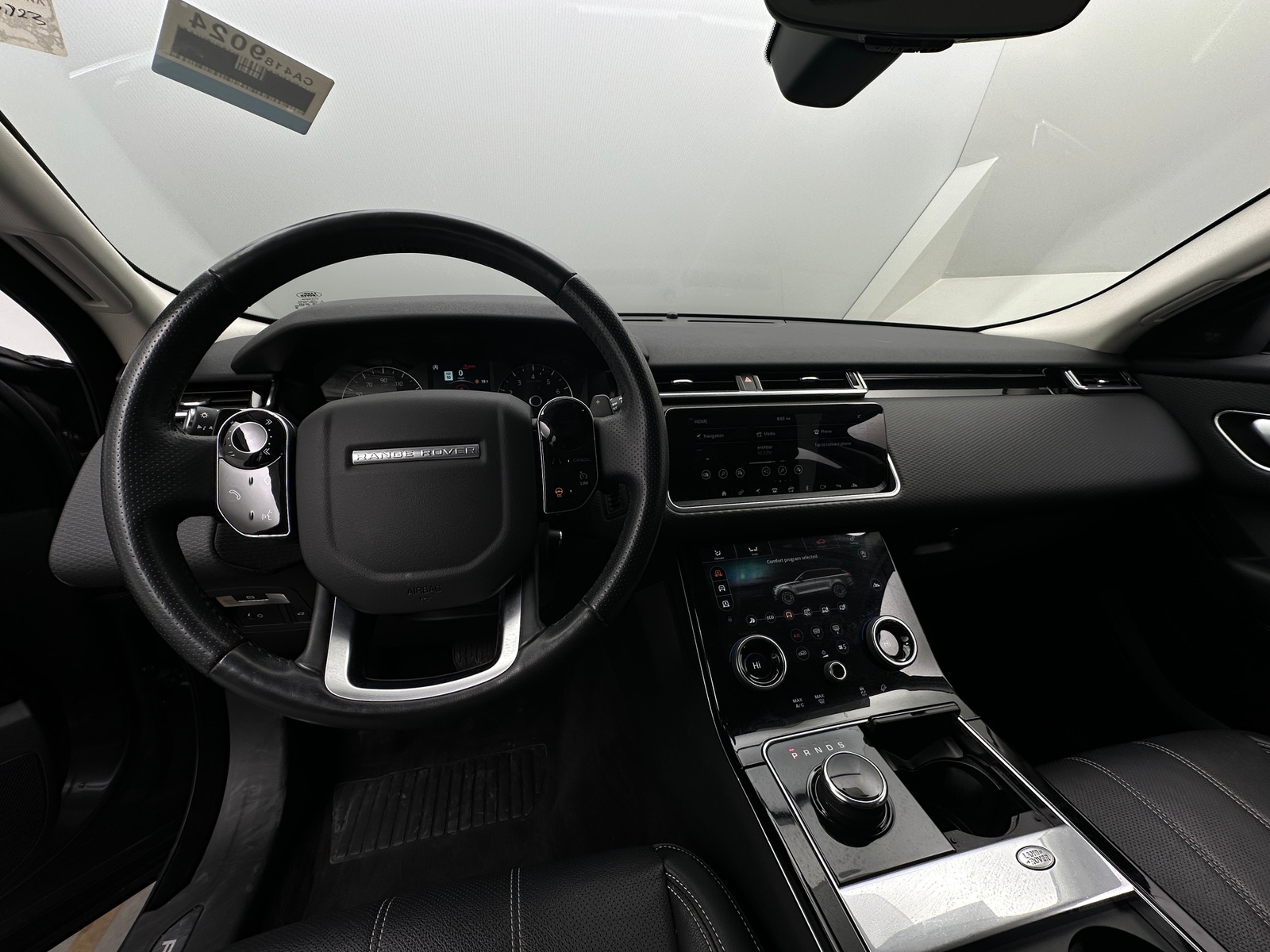 Thumbnail: 2019 Land Rover Range Rover Velar - 2