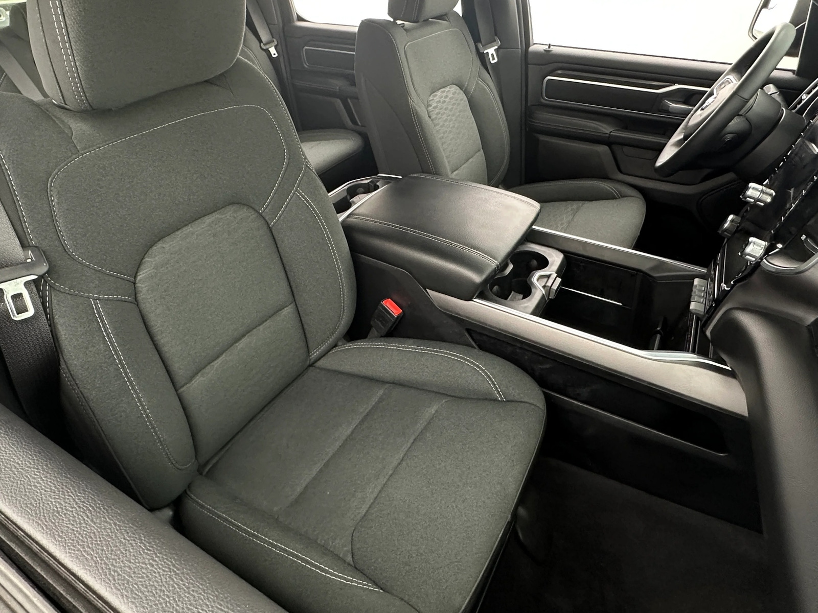 Thumbnail: 2025 RAM 1500 - 2