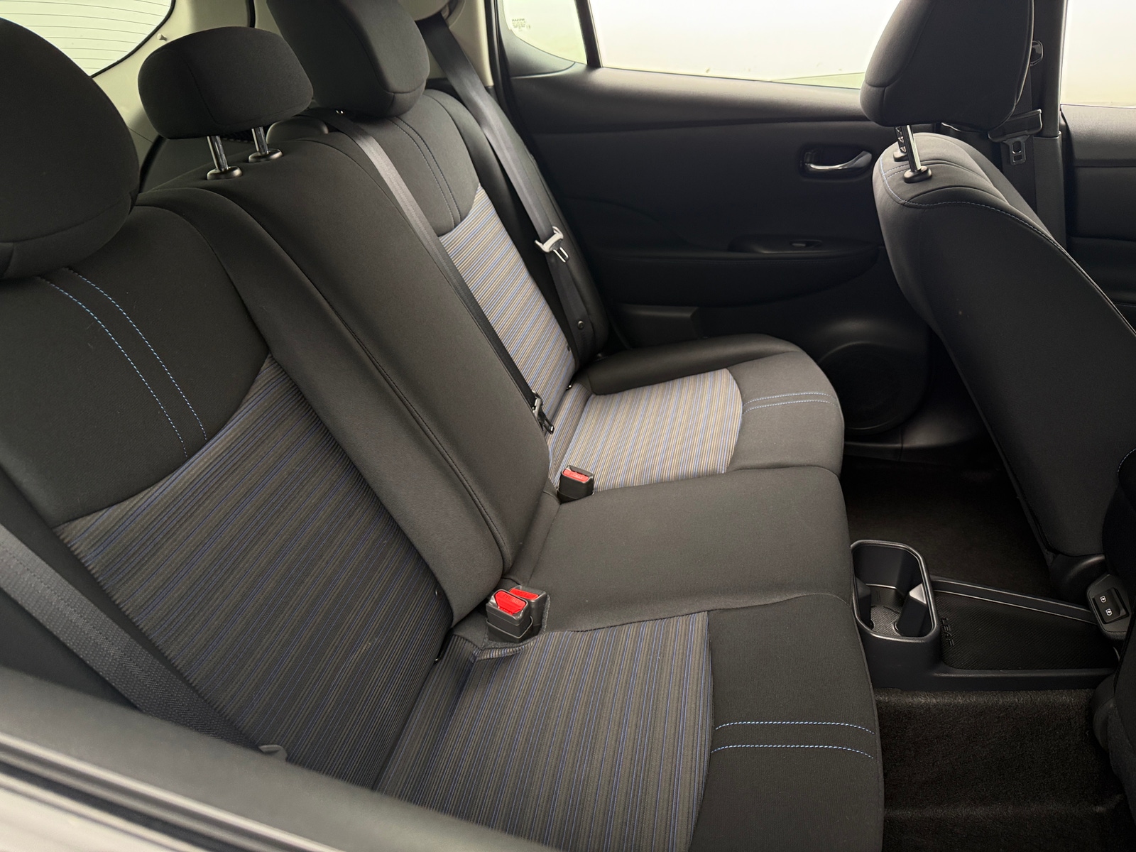 Thumbnail: 2023 Nissan Leaf - 6