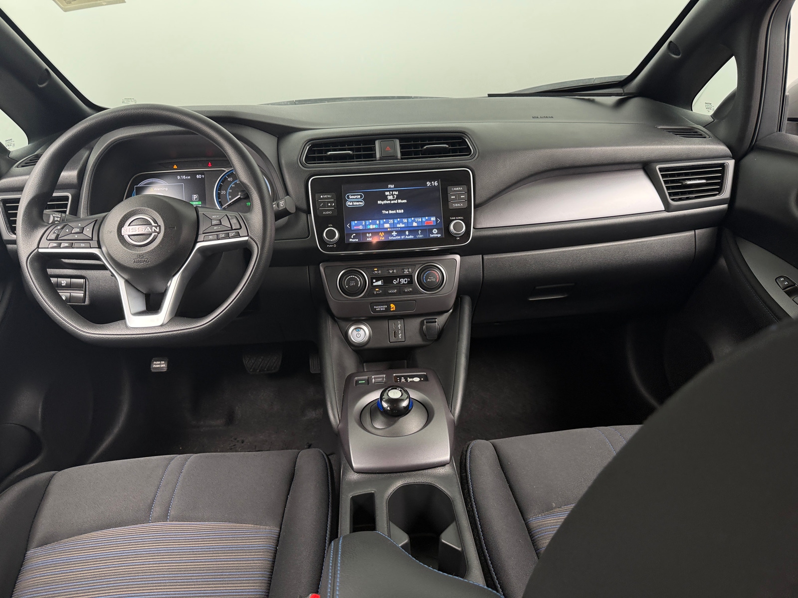 Thumbnail: 2023 Nissan Leaf - 3