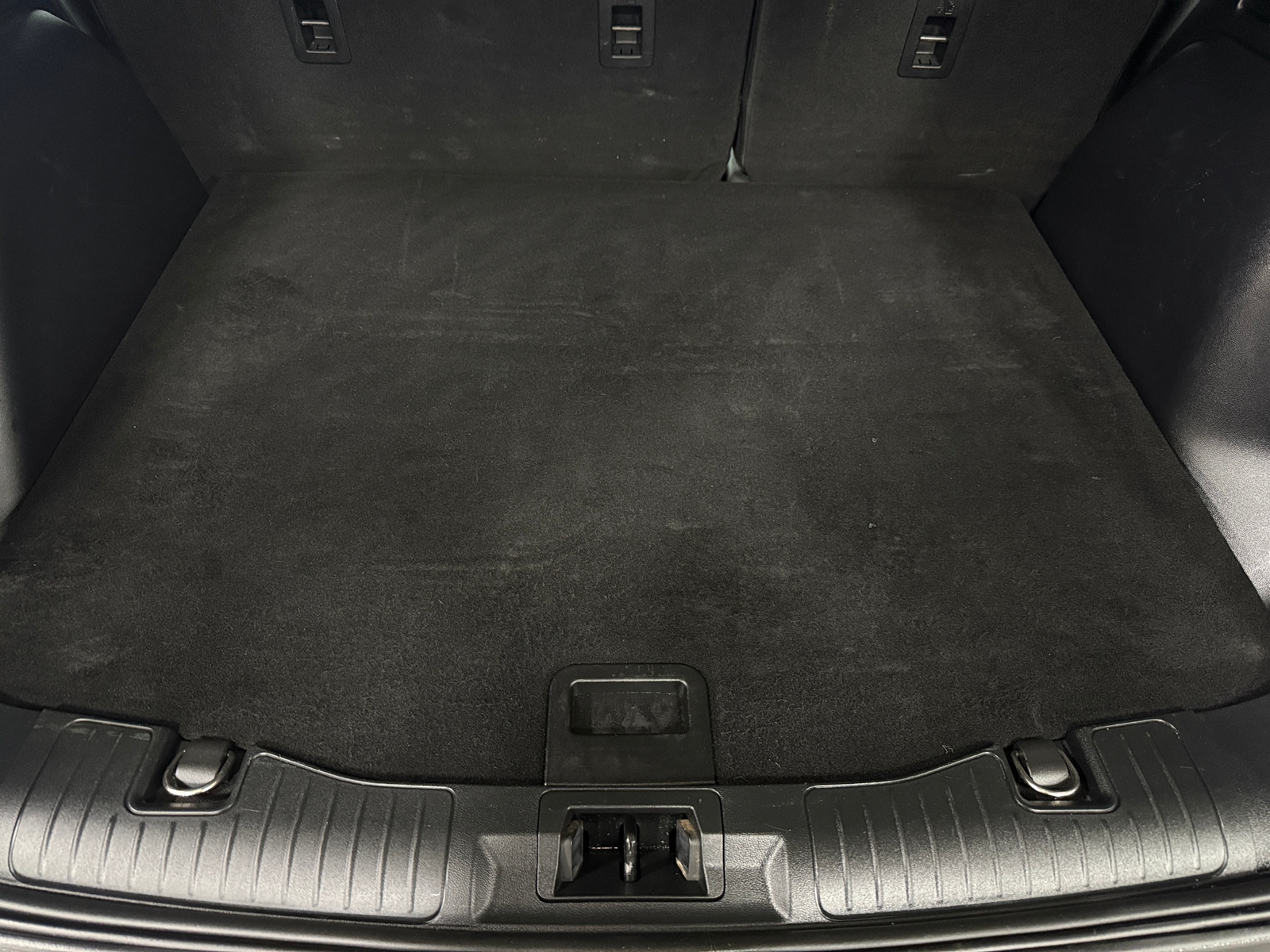 Thumbnail: 2022 Ford Escape - 7