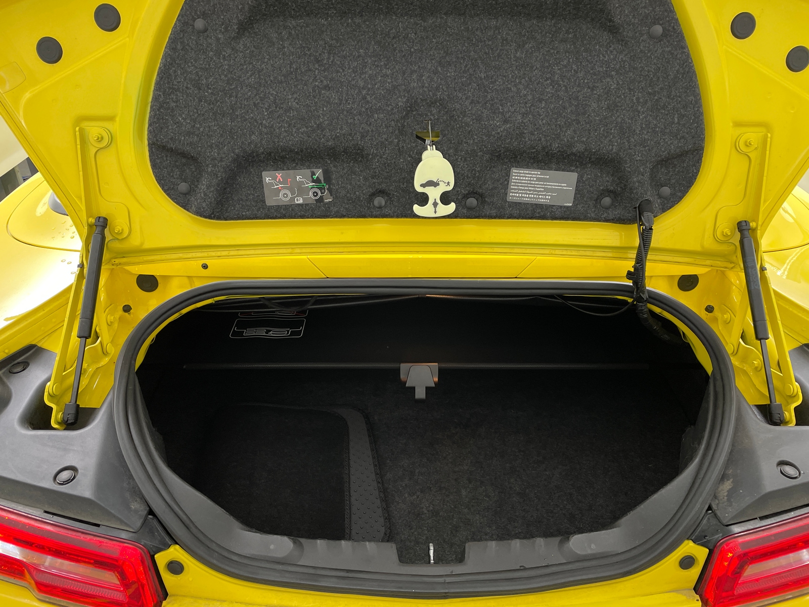 Thumbnail: 2015 Chevrolet Camaro - 7