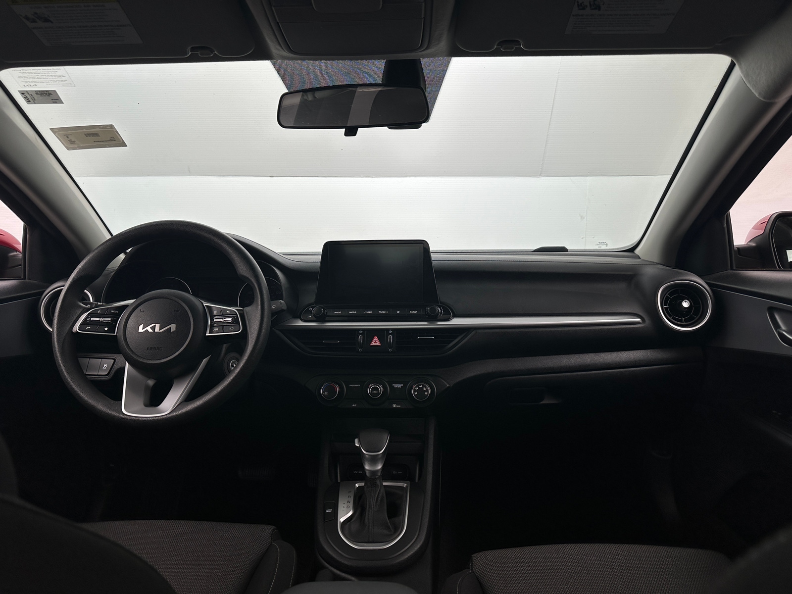 Thumbnail: 2022 Kia Forte - 3