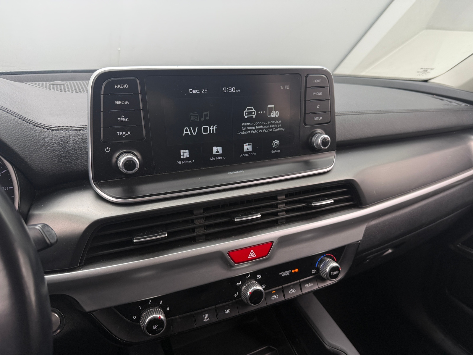 Thumbnail: 2020 Kia Telluride - 3