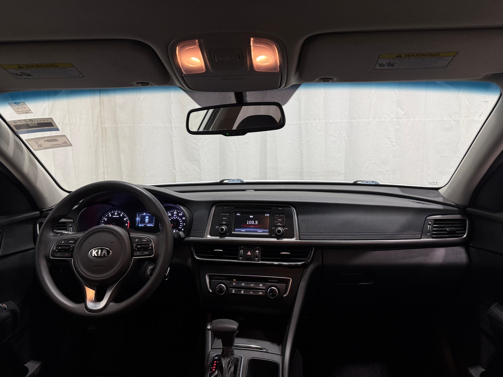 Thumbnail: 2016 Kia Optima - 3