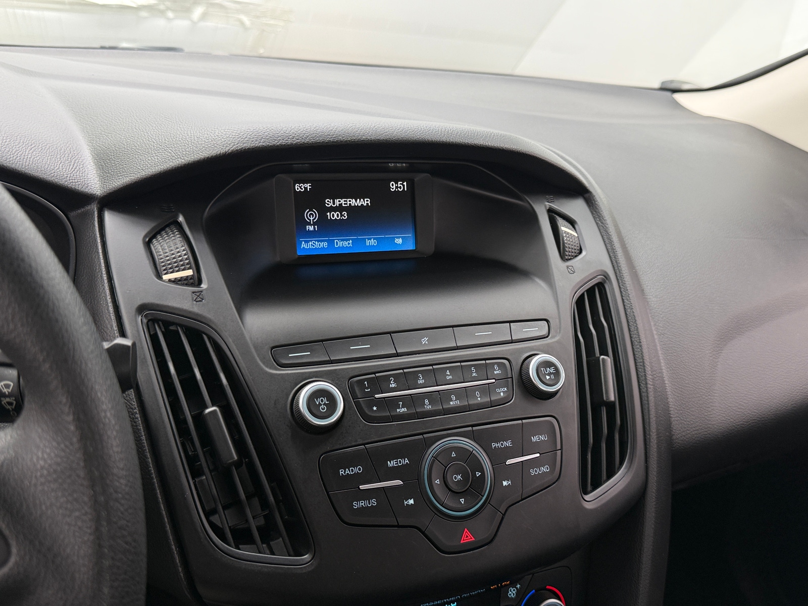 Thumbnail: 2018 Ford Focus - 4