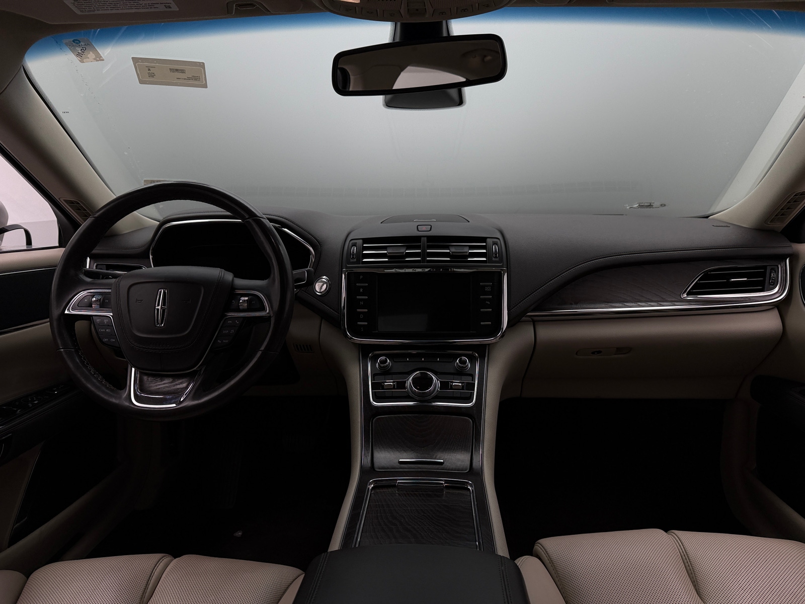 Thumbnail: 2018 Lincoln Continental - 2