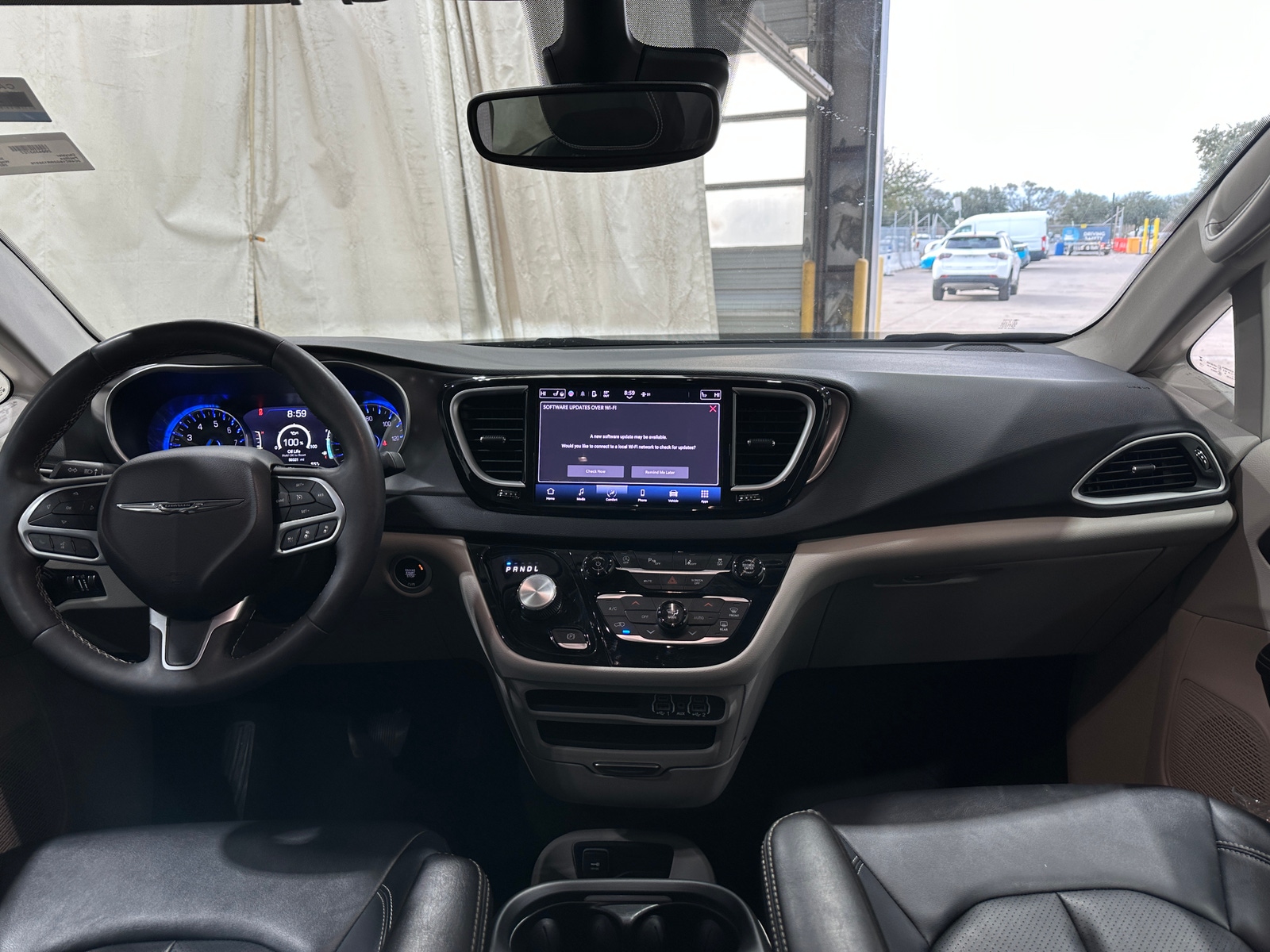 Thumbnail: 2024 Chrysler Pacifica - 2