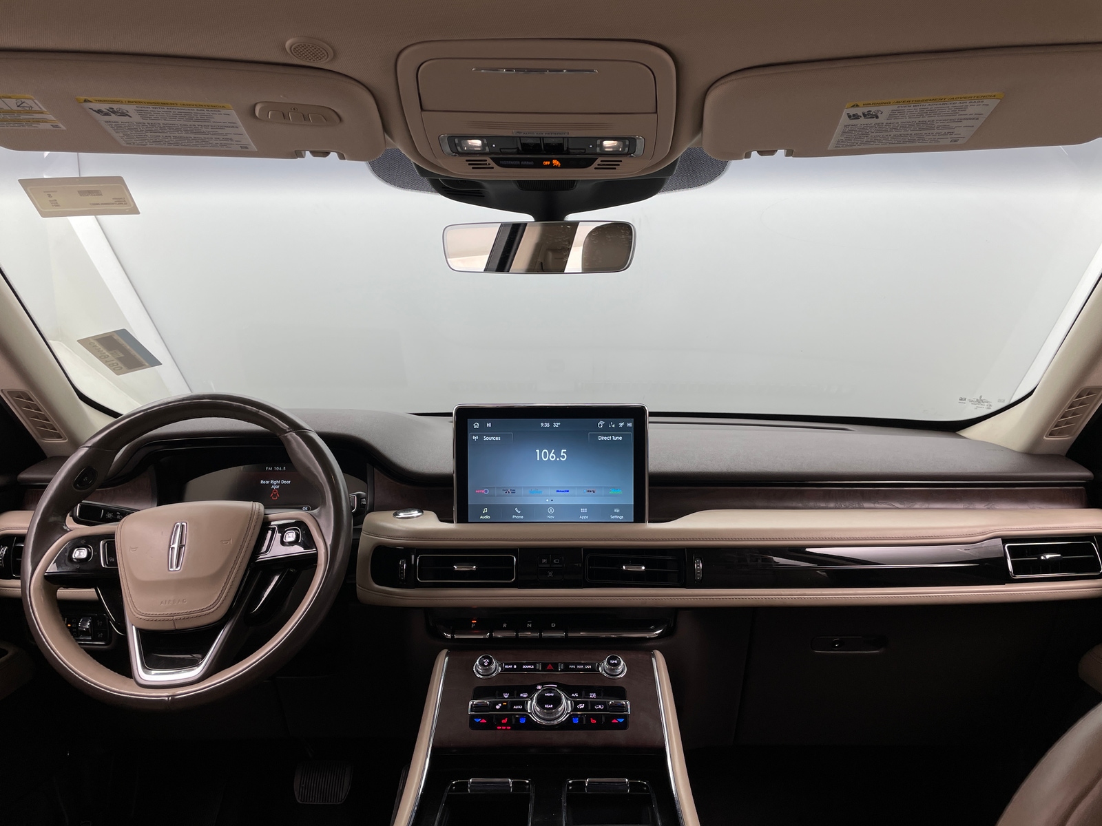 Thumbnail: 2021 Lincoln Aviator - 2