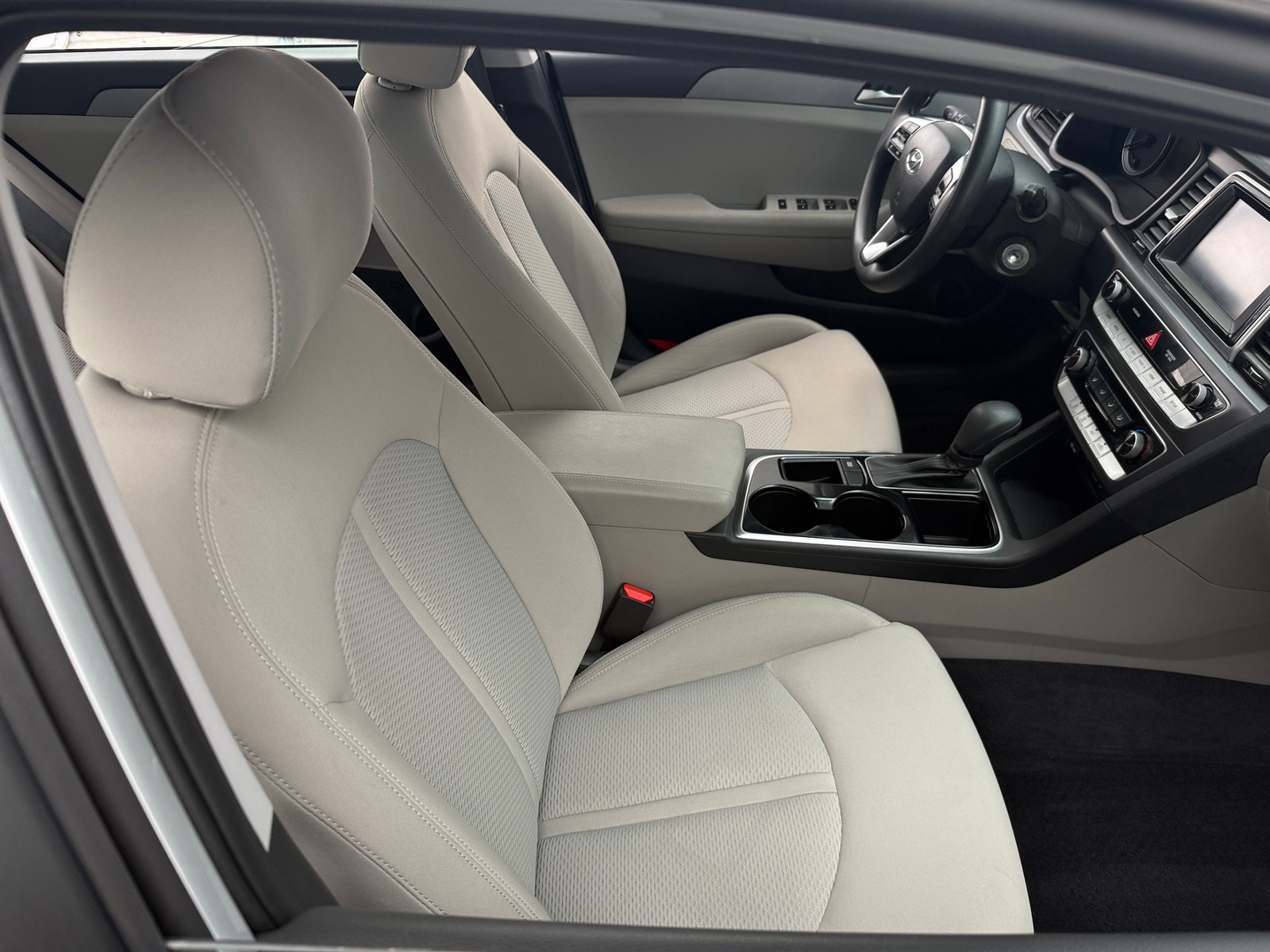 Thumbnail: 2018 Hyundai Sonata - 2