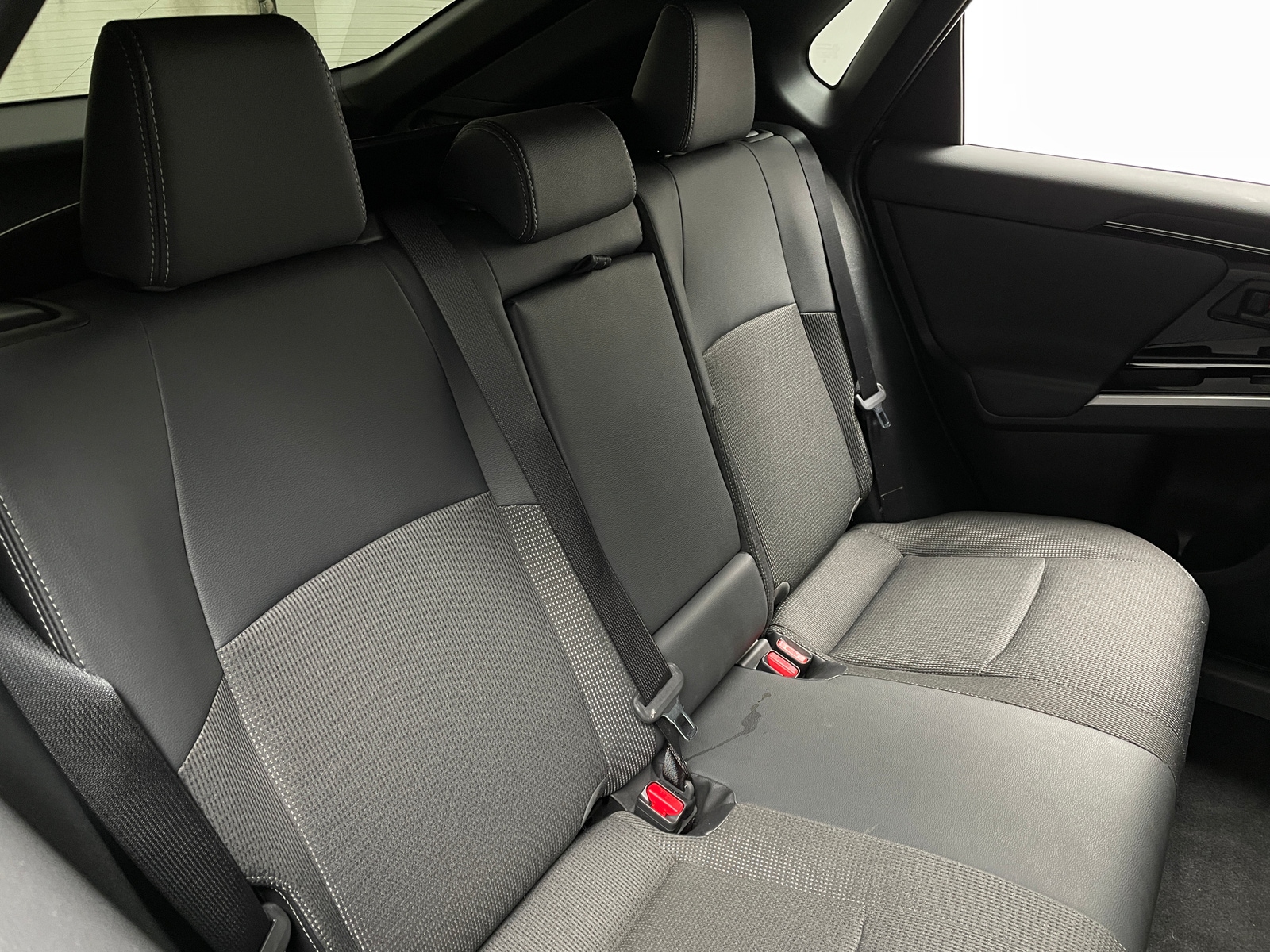 Thumbnail: 2024 Toyota bZ4X - 6