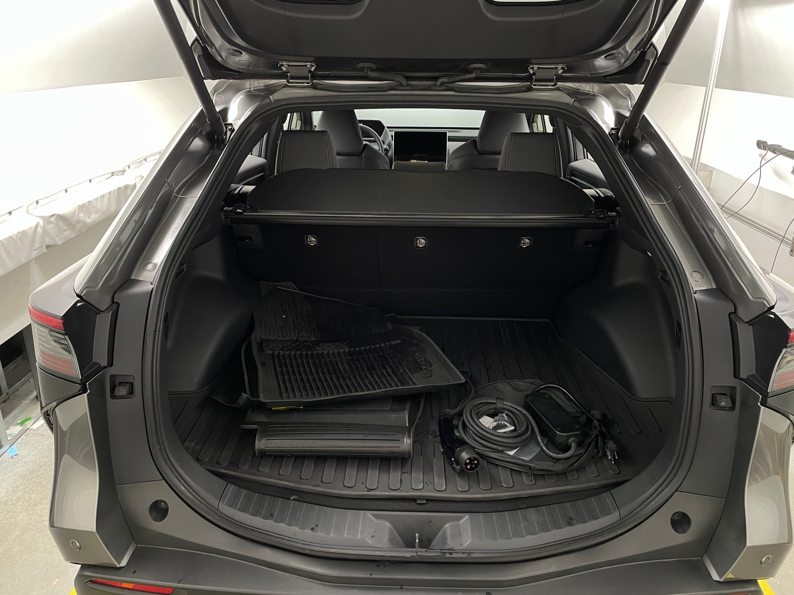 Thumbnail: 2024 Toyota bZ4X - 7