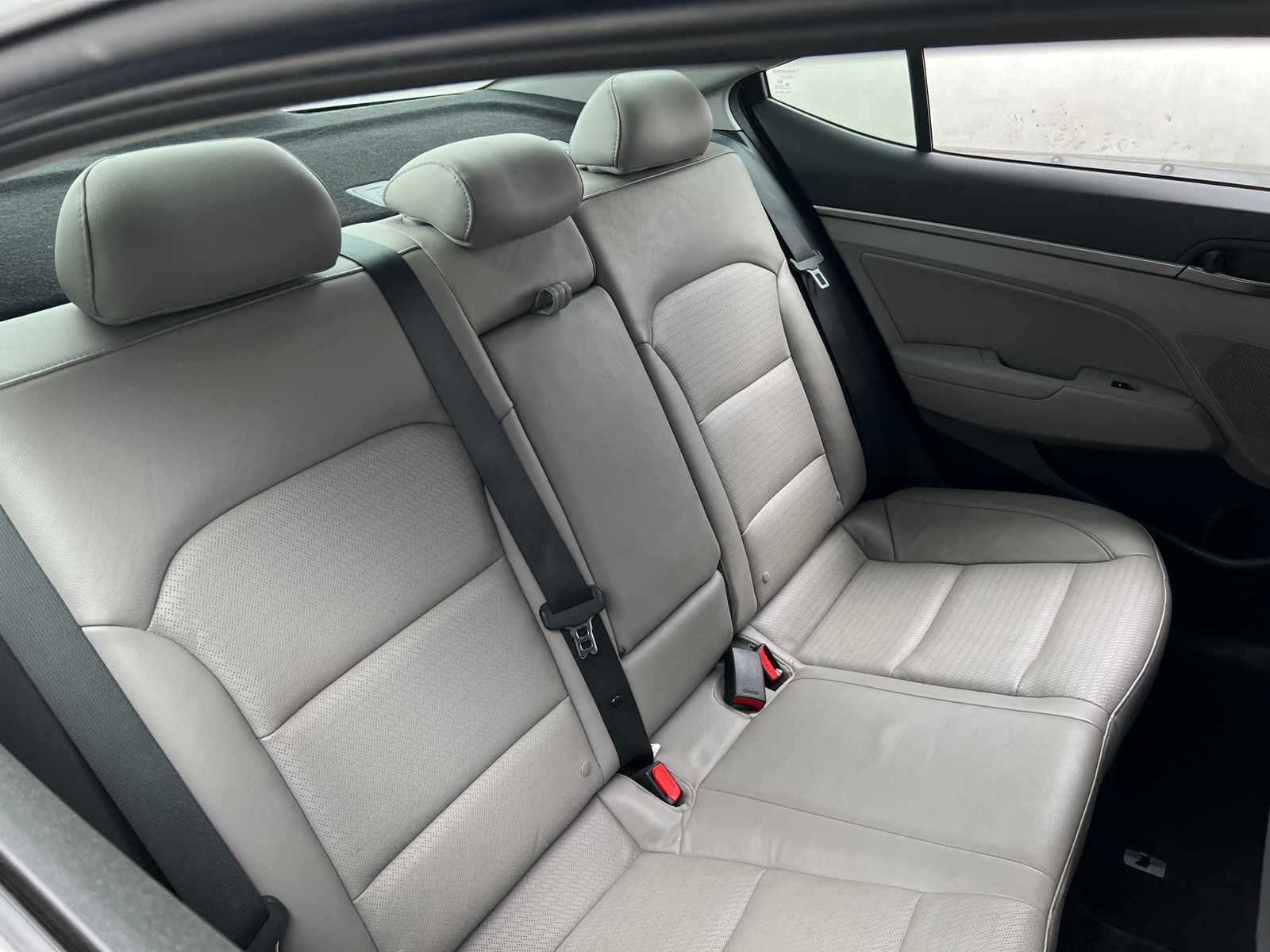 Thumbnail: 2017 Hyundai Elantra - 5