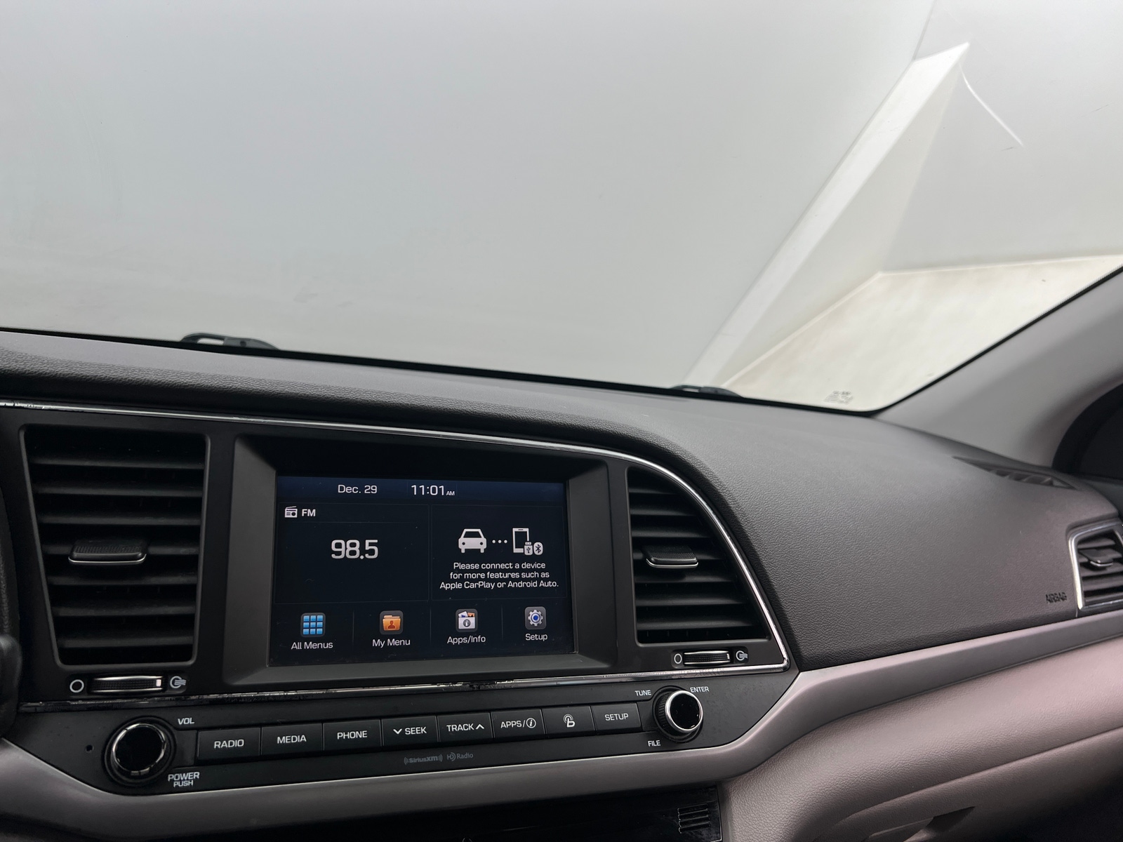 Thumbnail: 2017 Hyundai Elantra - 3