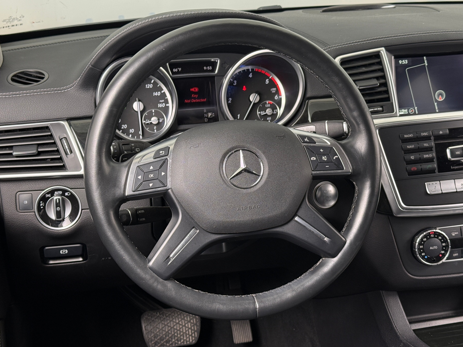 Thumbnail: 2016 Mercedes-Benz GL-Class - 4
